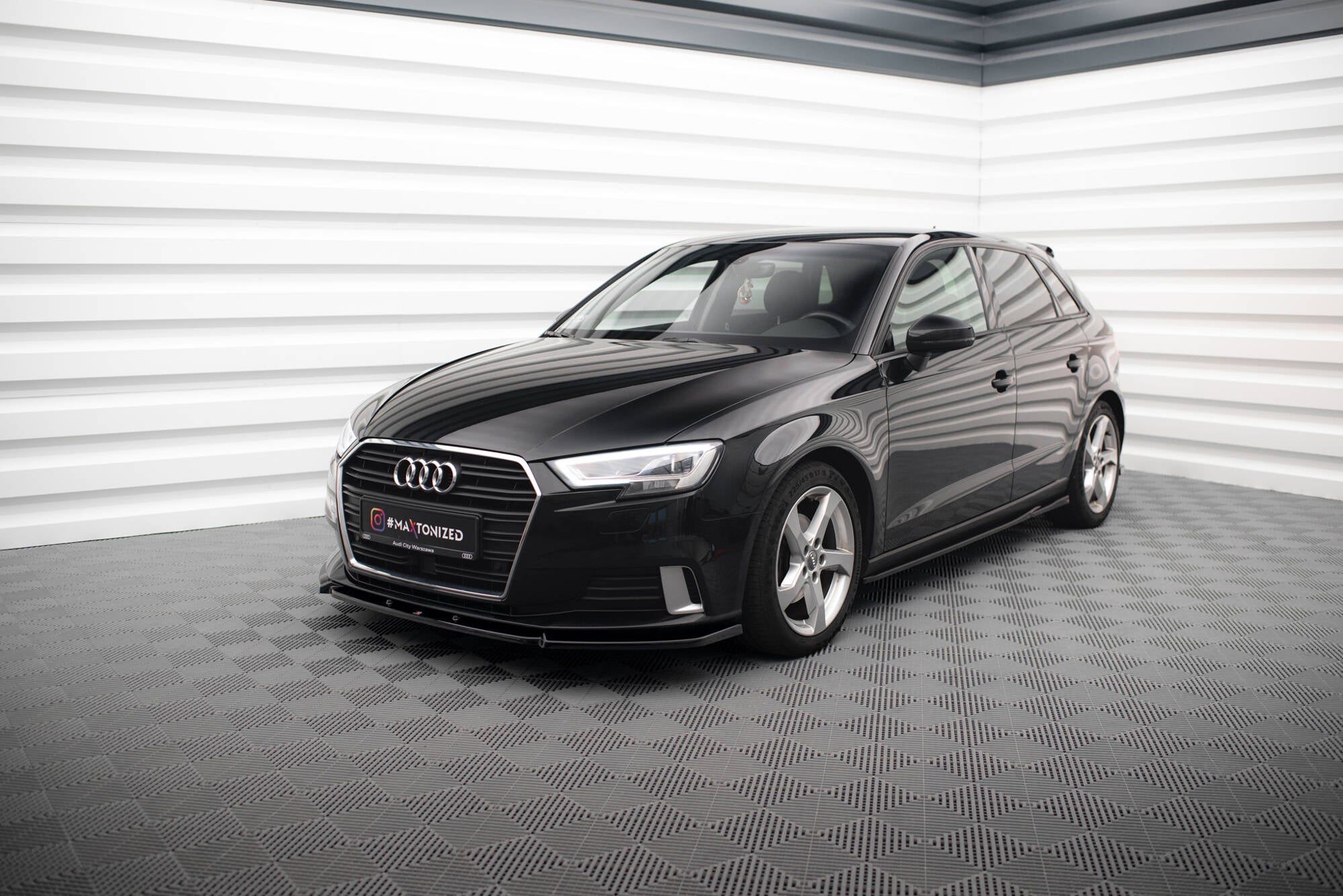 Maxton Design Street+ Seitenschweller Leisten passend für Audi A3 Sportback 8V Facelift schwarz Hochglanz