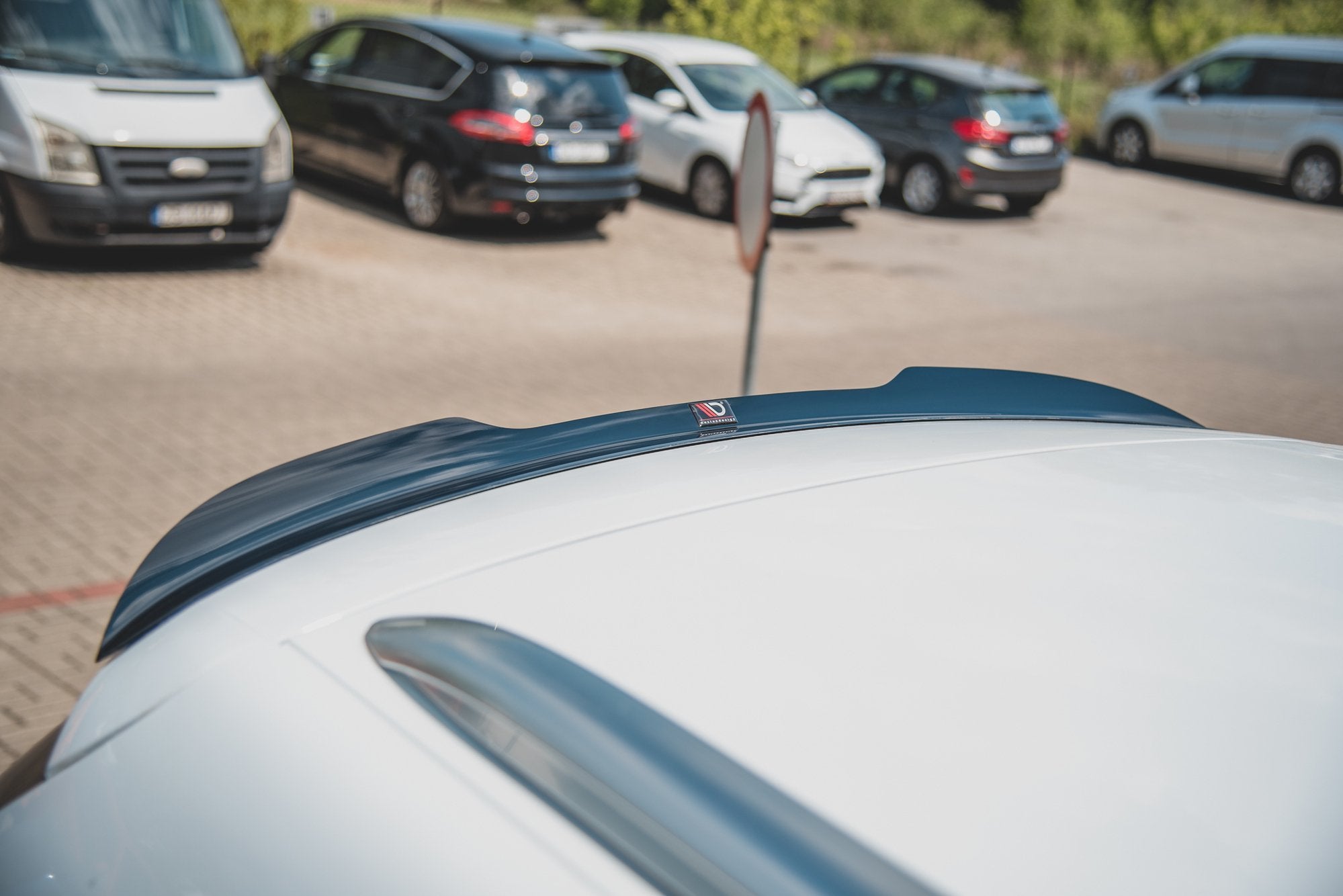 Maxton Design Spoiler CAP passend für Ford Mondeo Kombi Mk5 Facelift schwarz Hochglanz