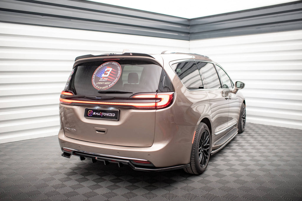 Maxton Design Spoiler CAP passend für Chrysler Pacifica Mk2 schwarz Hochglanz