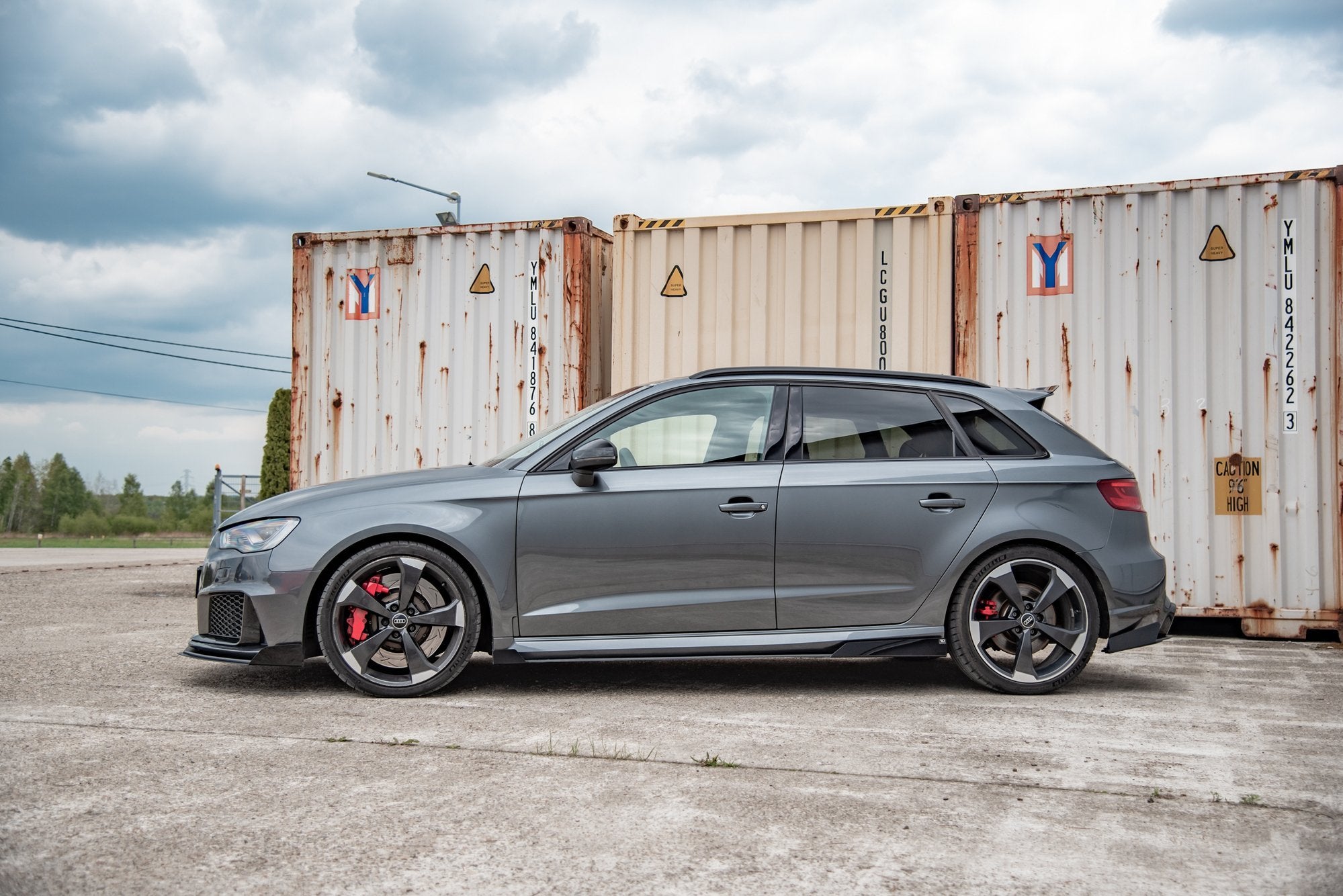 Maxton Design Seitenschweller Flaps passend für Audi RS3 8V Sportback schwarz Hochglanz