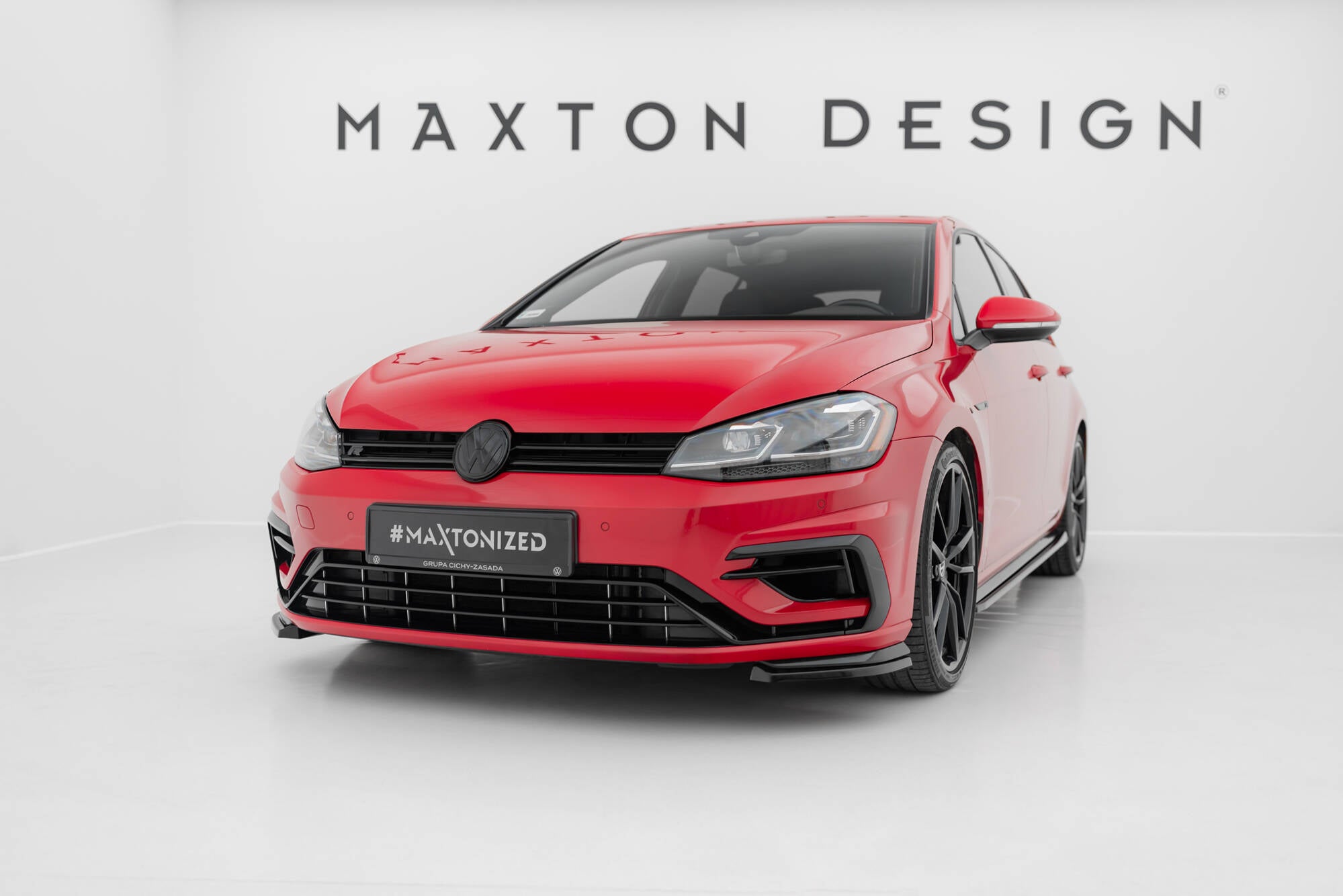 Maxton Design Street+ Spoilerlippe Front Ansatz passend für VW Golf R / R-Line Mk7 Facelift schwarz Hochglanz