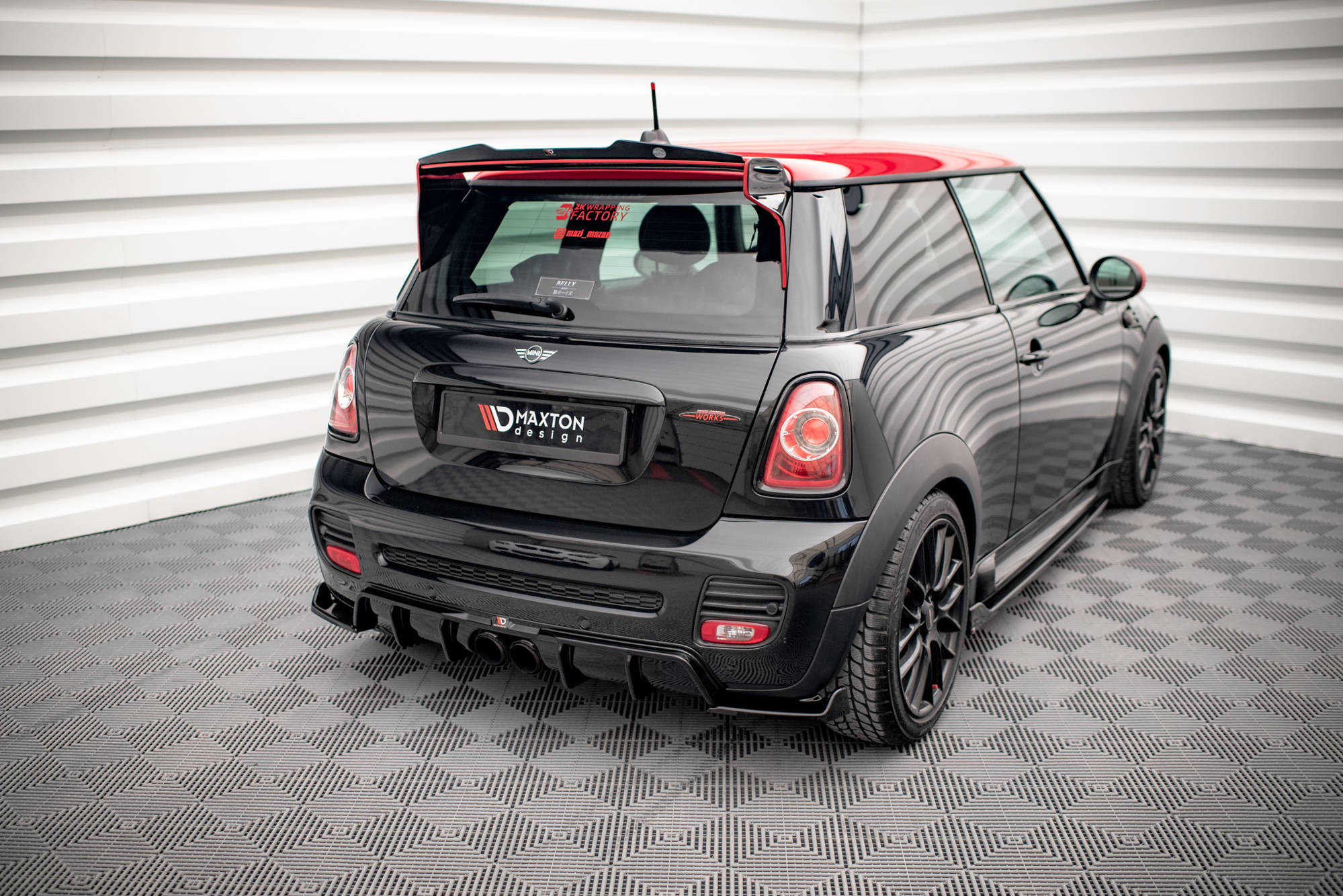 Maxton Design Diffusor Heck Ansatz passend für Mini Cooper John Cooper Works R56 schwarz Hochglanz