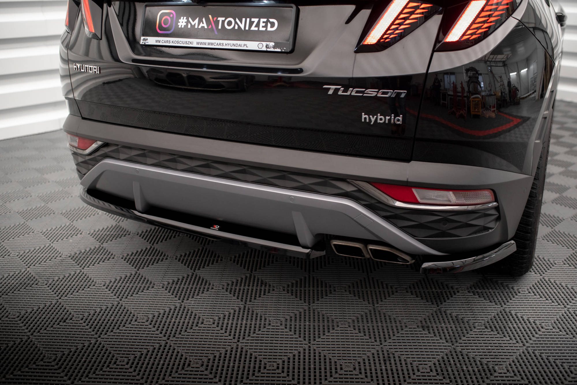 Maxton Design Heck Ansatz Flaps Diffusor passend für Hyundai Tucson Mk4 schwarz Hochglanz