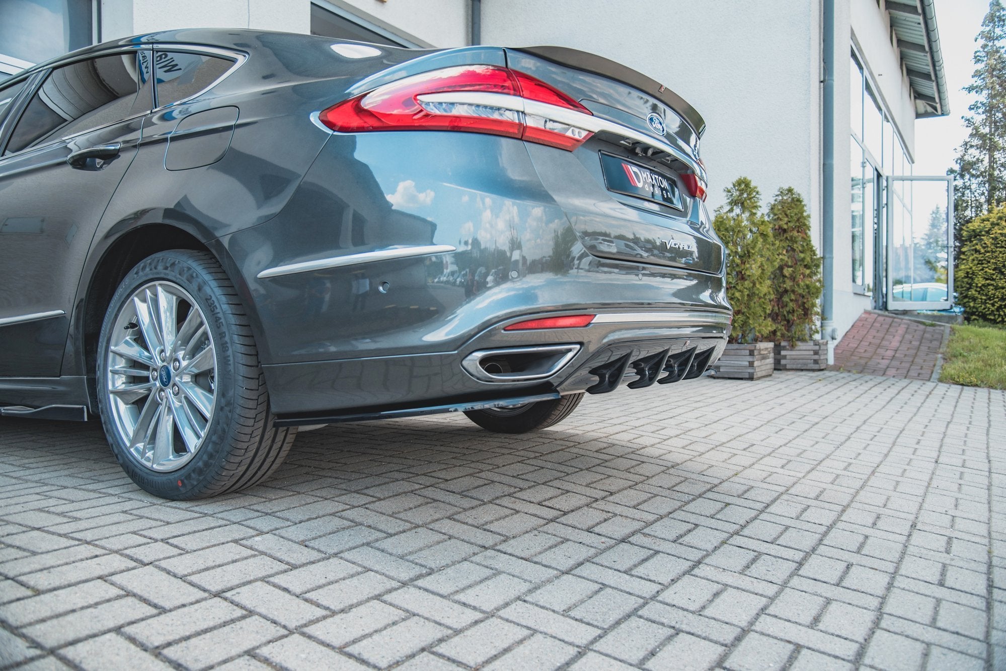 Maxton Design Diffusor Heck Ansatz für Ford Mondeo Vignale Mk5 Facelift Carbon Look