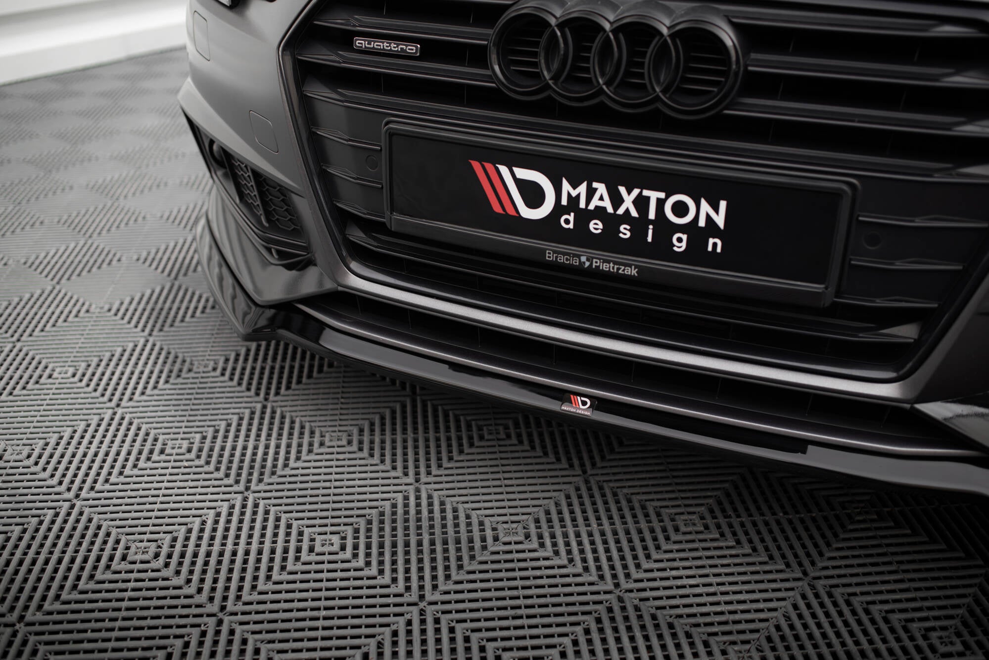 Maxton Design Street+ Spoilerlippe Front Ansatz V.4 passend für Audi S4 / A4 S-Line B9 schwarz Hochglanz