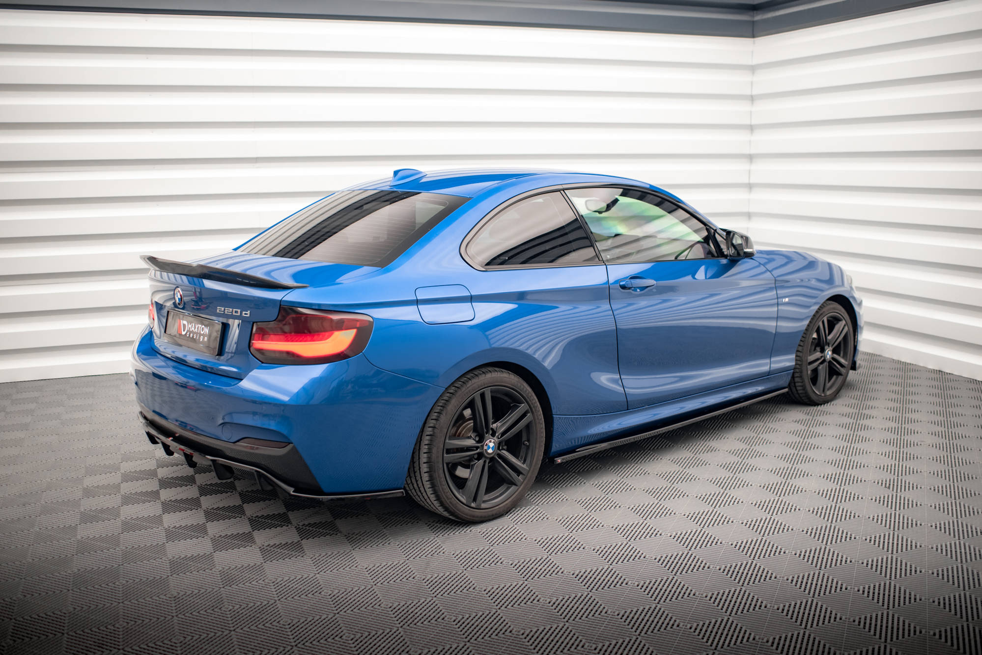 Maxton Design Street+ Seitenschweller Leisten passend für BMW 2 M-Paket F22 schwarz Hochglanz