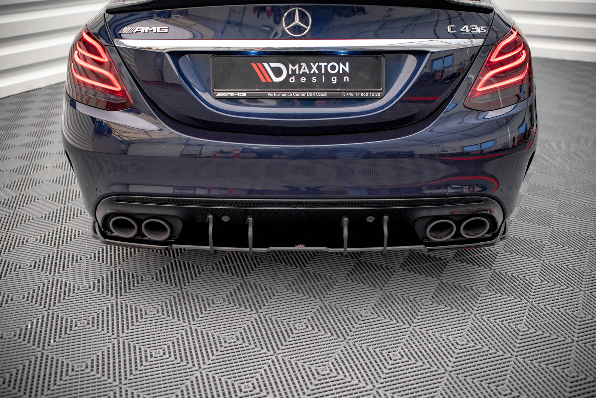 Maxton Design Street Pro Heckschürze passend für Mercedes-AMG C 43 Limousine W205 Facelift
