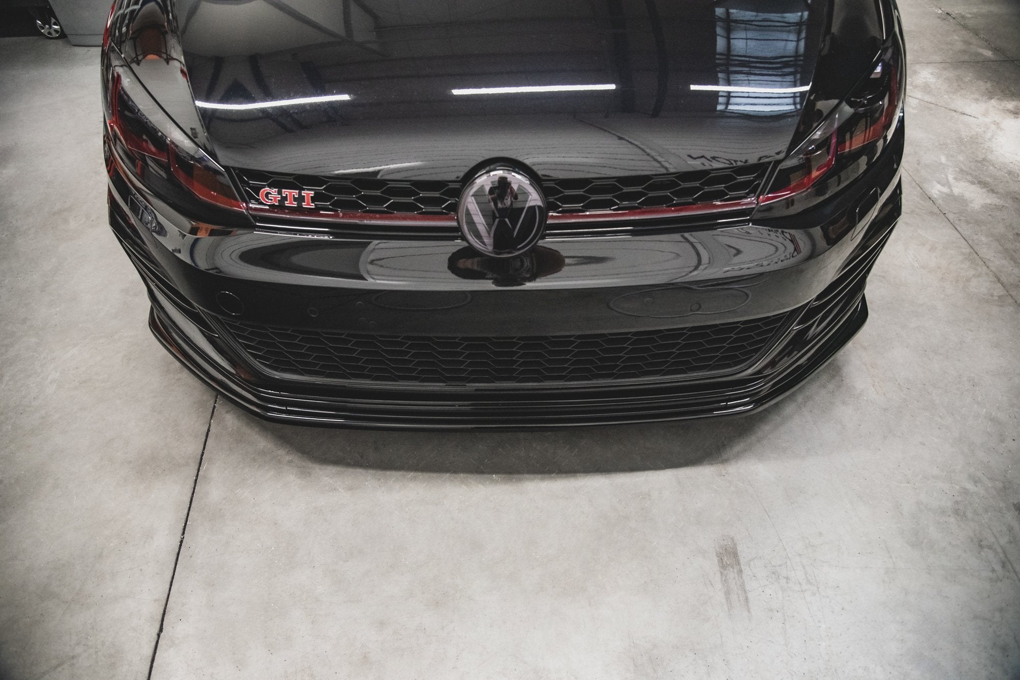 Maxton Design Front Ansatz für VW Golf 7 GTI TCR