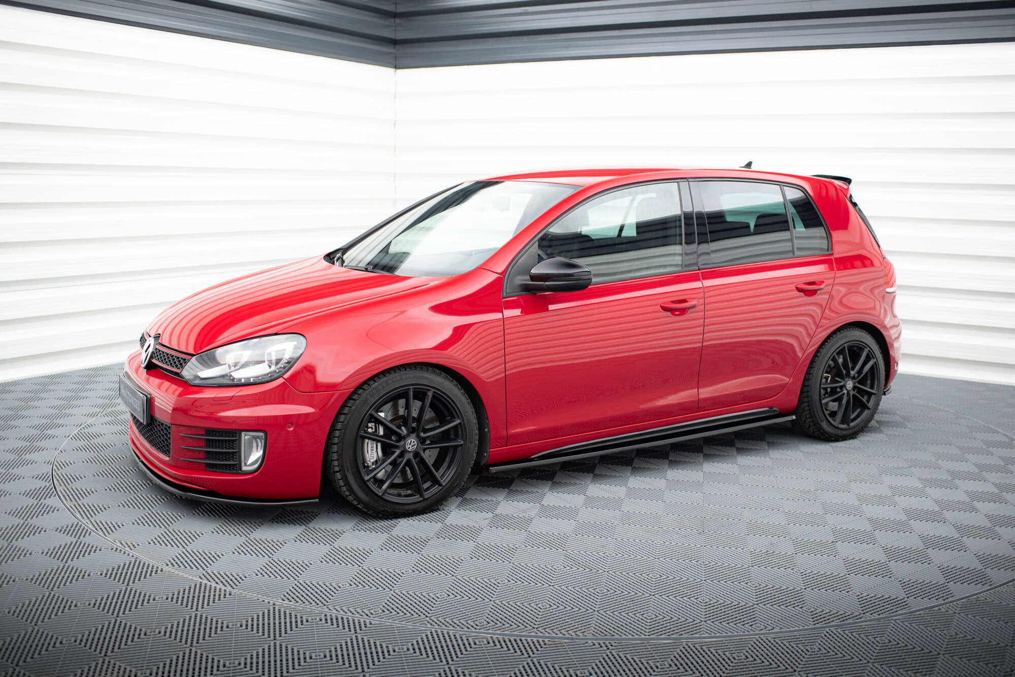 Maxton Design Street+ Seitenschweller Leisten passend für VW GOLF 6 GTI/ GTD schwarz Hochglanz