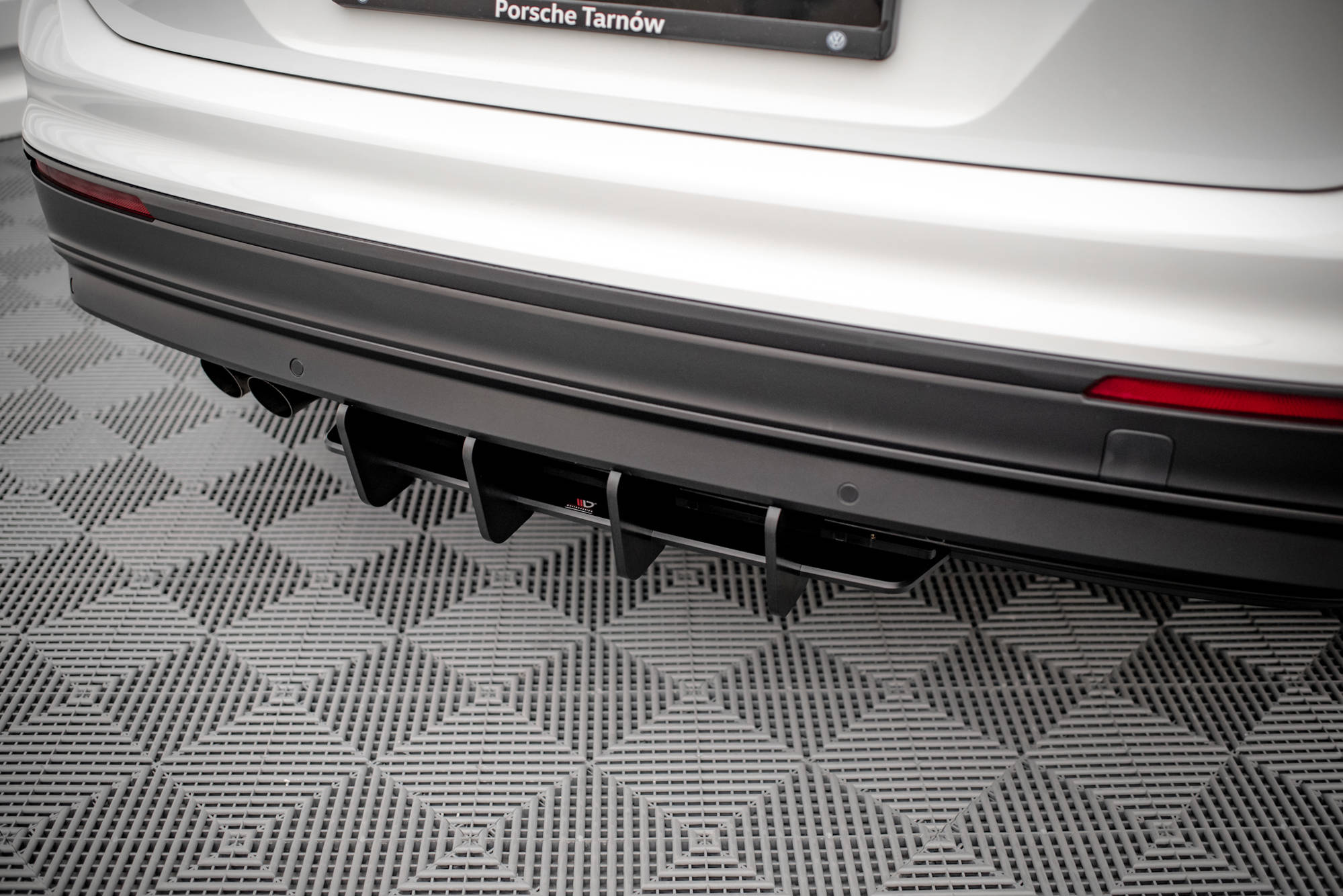 Maxton Design Street Pro Heckschürze passend für VW Tiguan Mk2