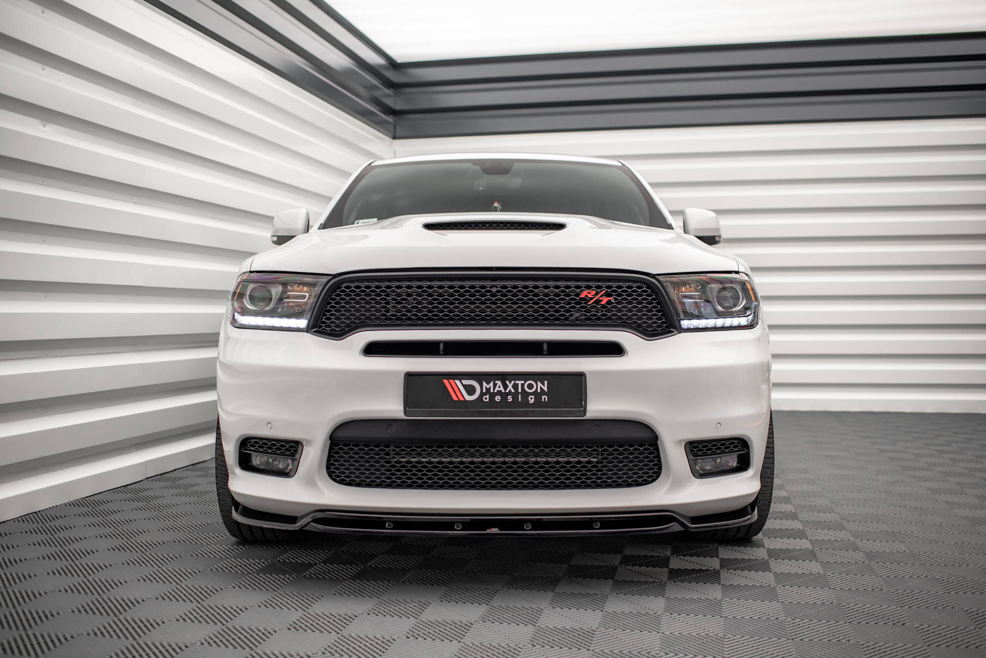 Maxton Design Street+ Spoilerlippe Front Ansatz V.1 passend für Dodge Durango RT / SRT Mk3 Facelift schwarz Hochglanz