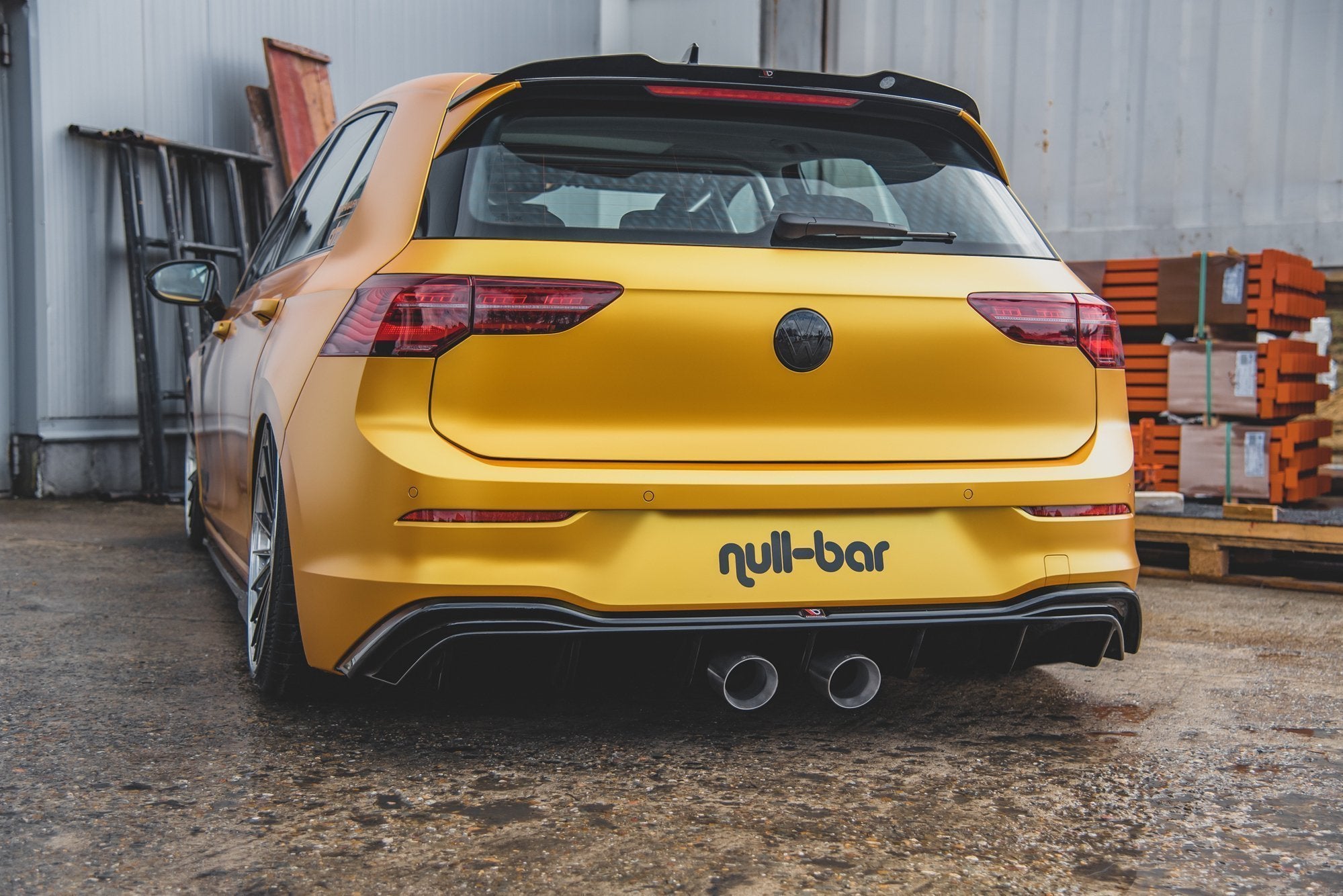Maxton Design Diffusor Heck Ansatz passend für (R32 LOOK) mit Auspuff VW Golf Hatchback Mk8 / Mk8 Facelift