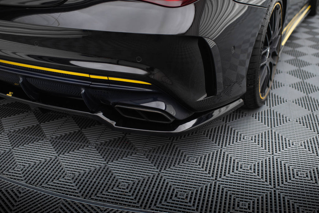 Maxton Design Street+ Mittlerer Diffusor RACE passend für Mercedes-AMG CLA 45 C117 Facelift schwarz Hochglanz