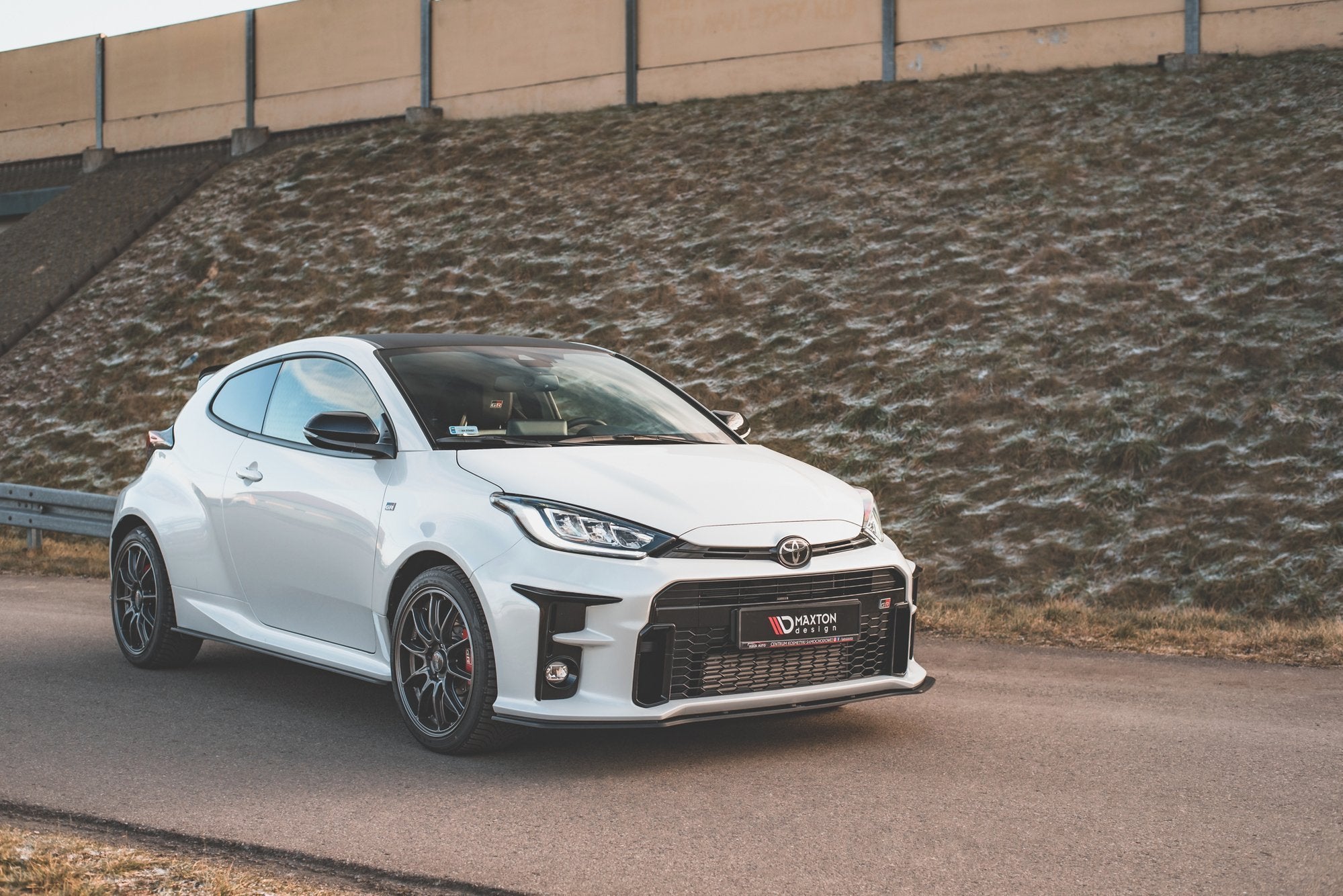 Maxton Design Street Pro Street+ Spoilerlippe Front Ansatz passend für Toyota GR Yaris Mk4