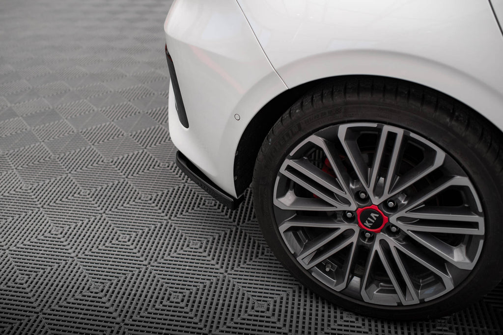 Maxton Design Heck Ansatz Flaps Diffusor passend für Kia Ceed GT Mk3 schwarz Hochglanz