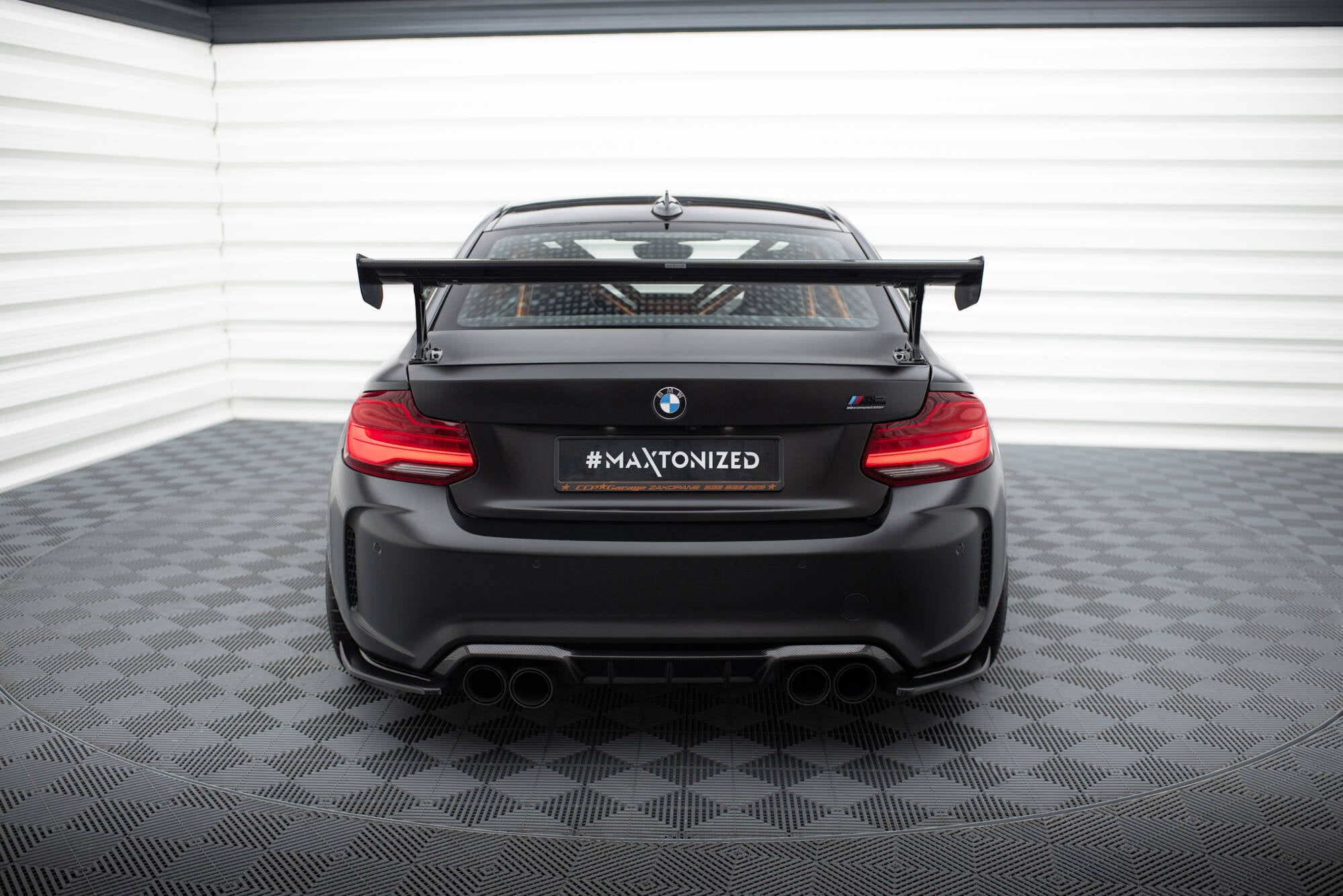 Maxton Design Carbon Spoiler With External Brackets Uprights BMW M2 F87 / 2 / 2 M-Paket F22 für BMW M2 F87