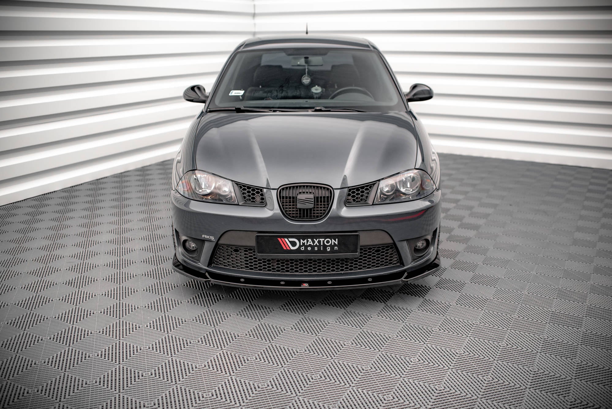 Maxton Design Street+ Spoilerlippe Front Ansatz V.2 passend für Seat Ibiza Cupra Mk3 schwarz Hochglanz