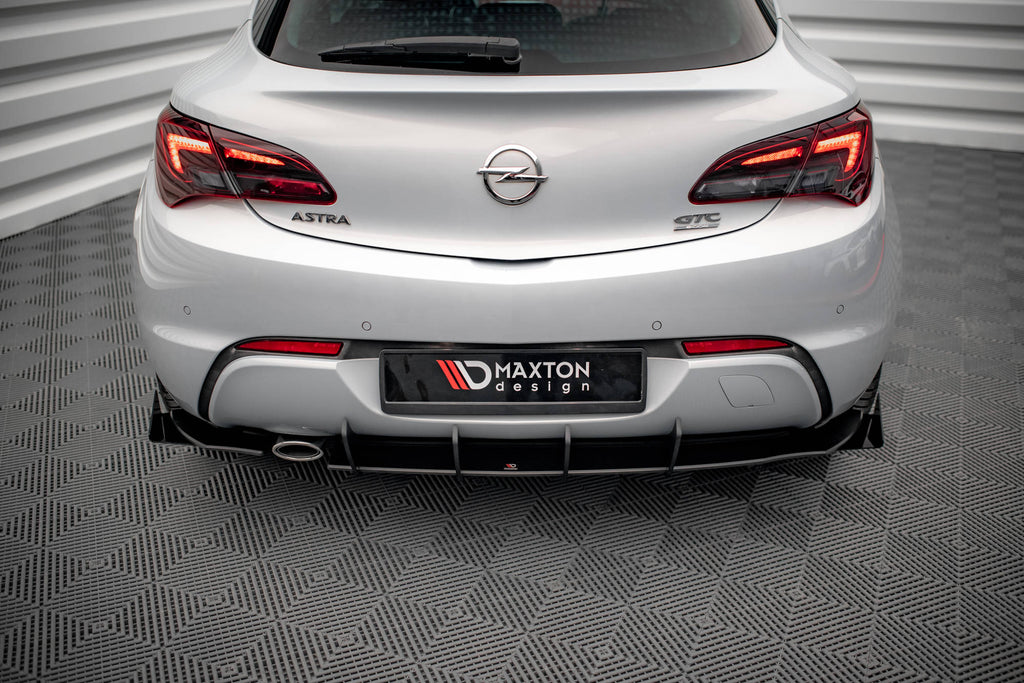 Maxton Design Robuste Racing Diffusor Heck Ansatz + Flaps passend für Opel Astra GTC OPC-Line J schwarz Hochglanz