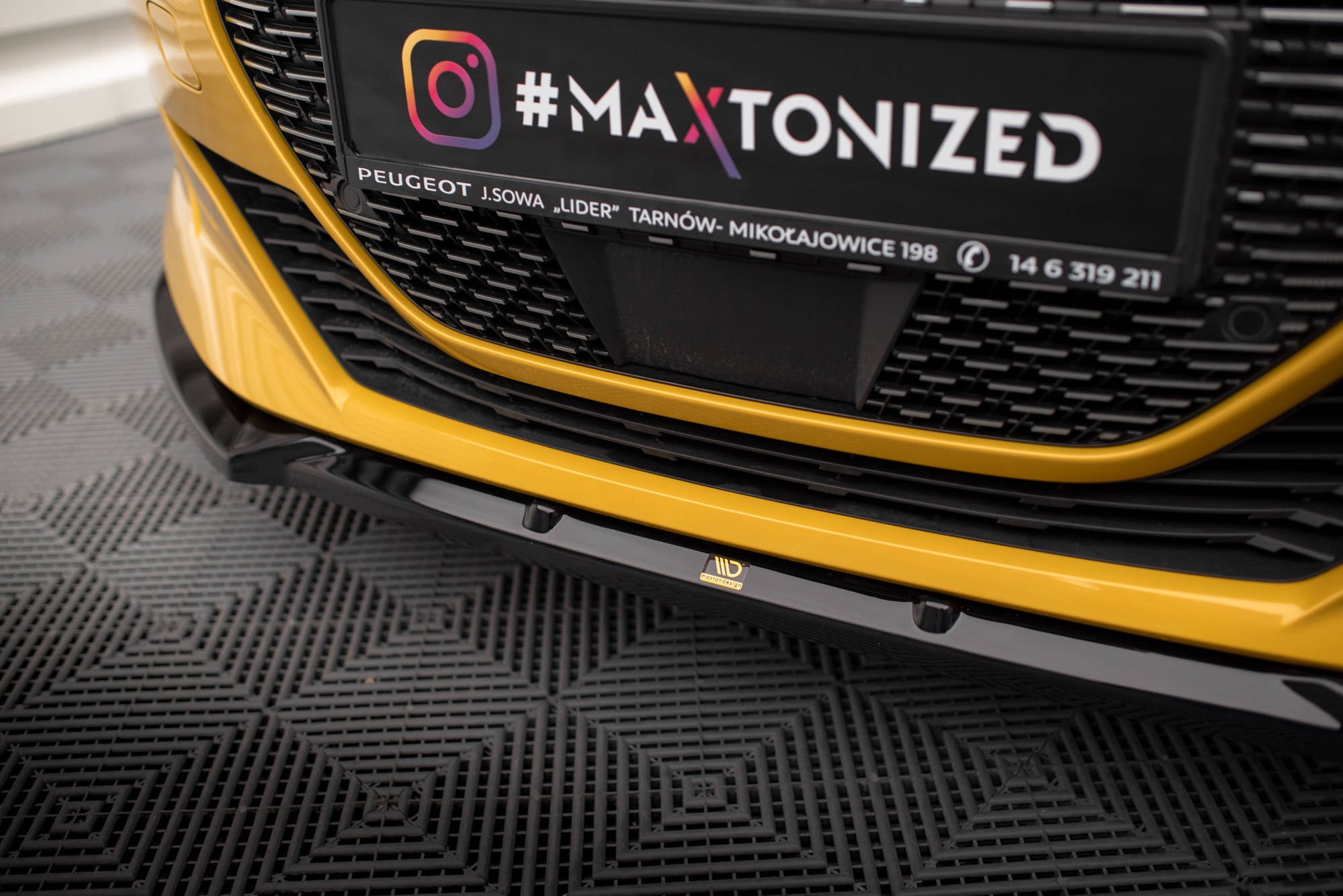 Maxton Design Street+ Spoilerlippe Front Ansatz V.1 + Flaps passend für Peugeot 208 GT Mk2