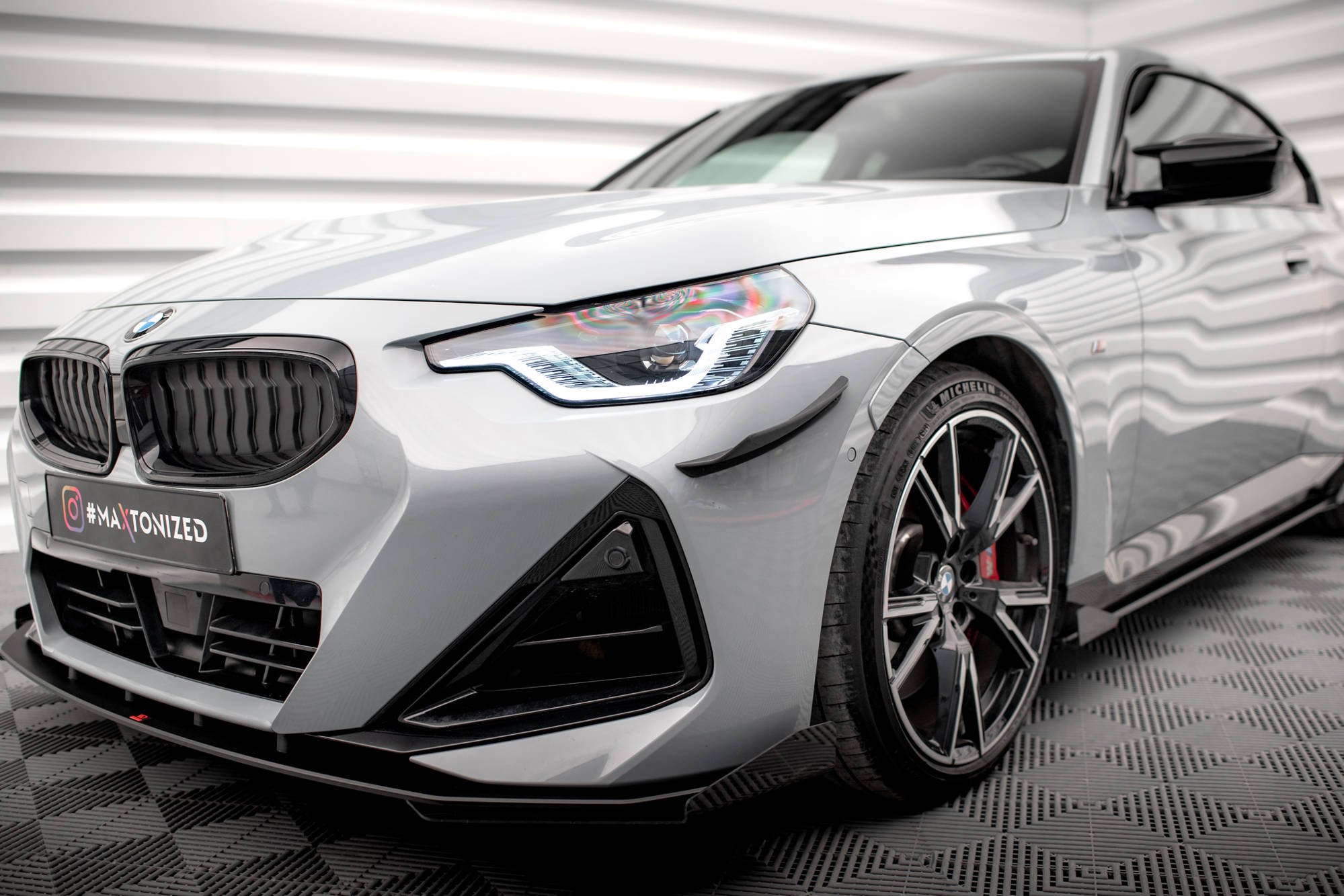 Maxton Design Stoßstangen Flaps Wings vorne Canards passend für BMW 2 Coupe M-Paket / M240i G42