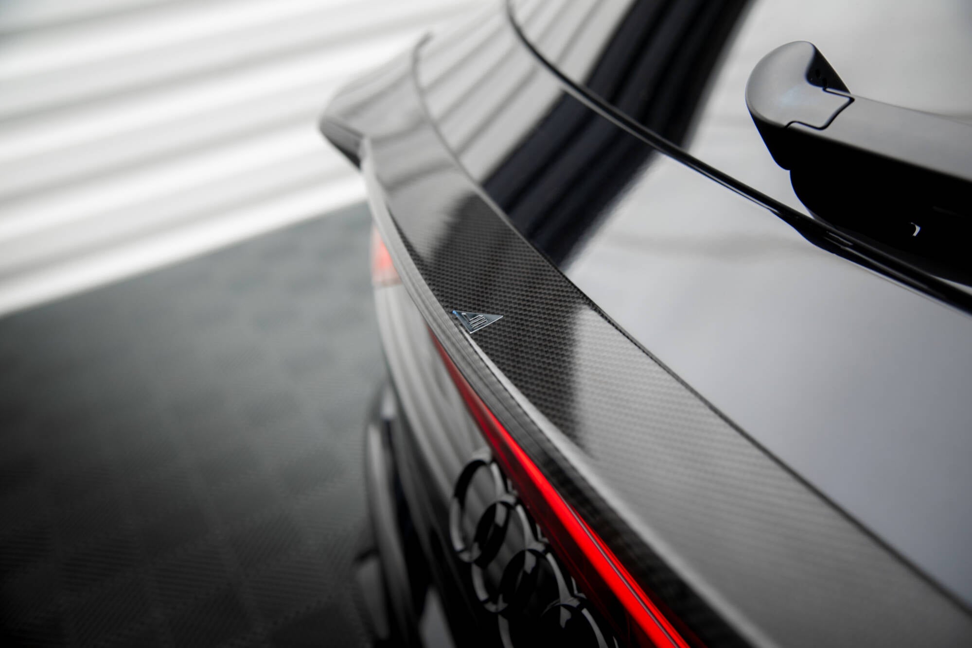 Maxton Design Prepreg Carbon Fiber Heckklappenspoiler (Niedriger) Audi RSQ8 Mk1 Facelift für Audi Q8