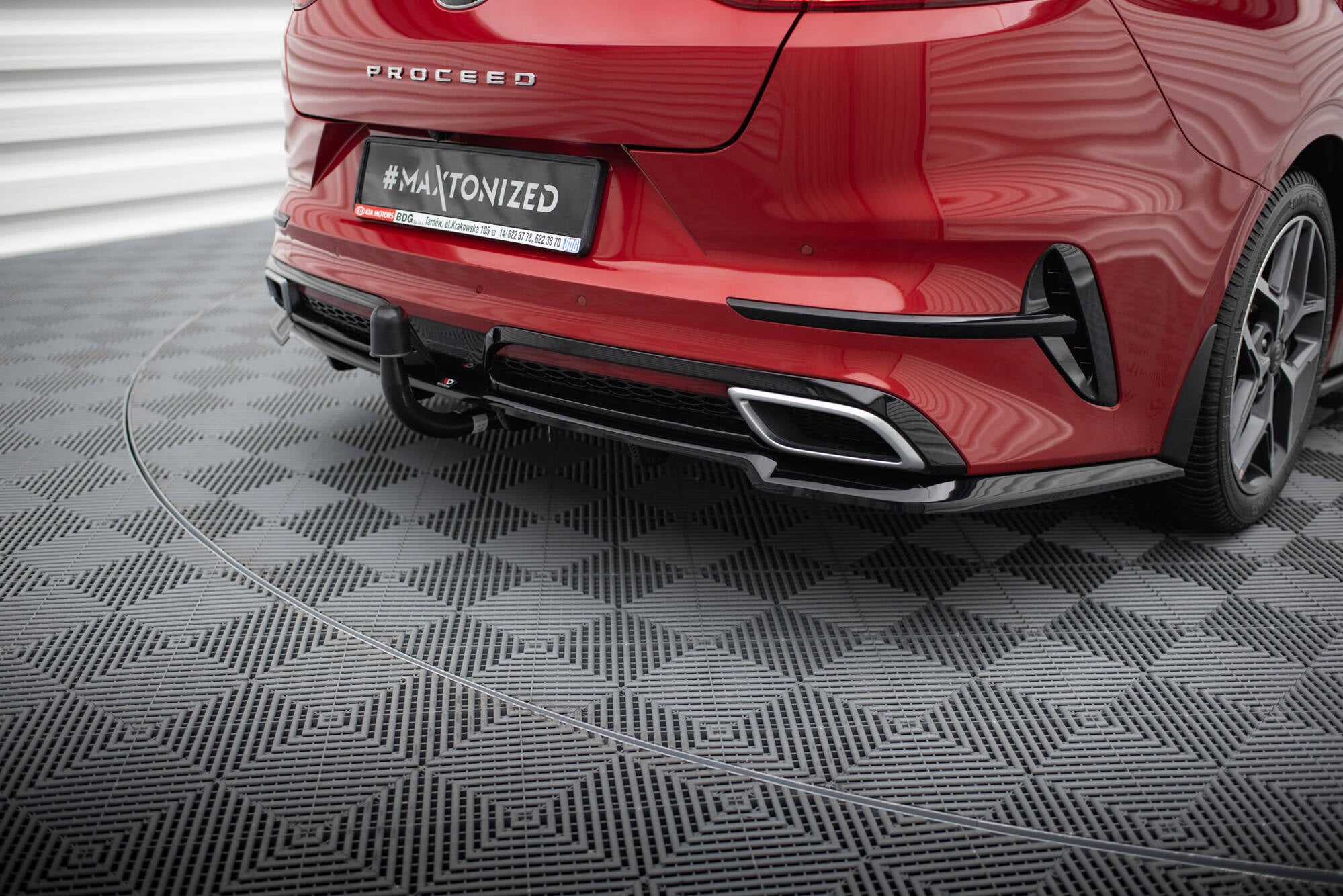 Maxton Design Street+ Mittlerer Diffusor RACE passend für Kia ProCeed GT-Line Mk1 schwarz Hochglanz