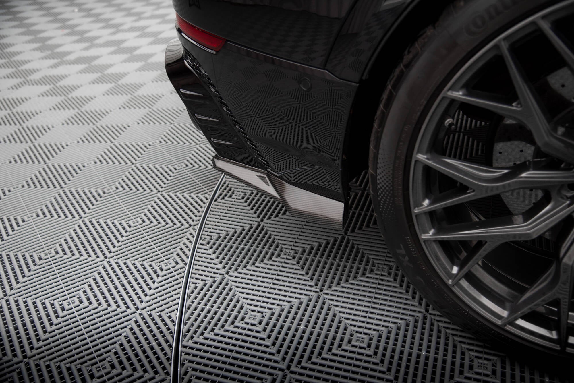 Maxton Design Set of Carbon Splitters Audi RSQ8 Mk1 schwarz matt für Audi