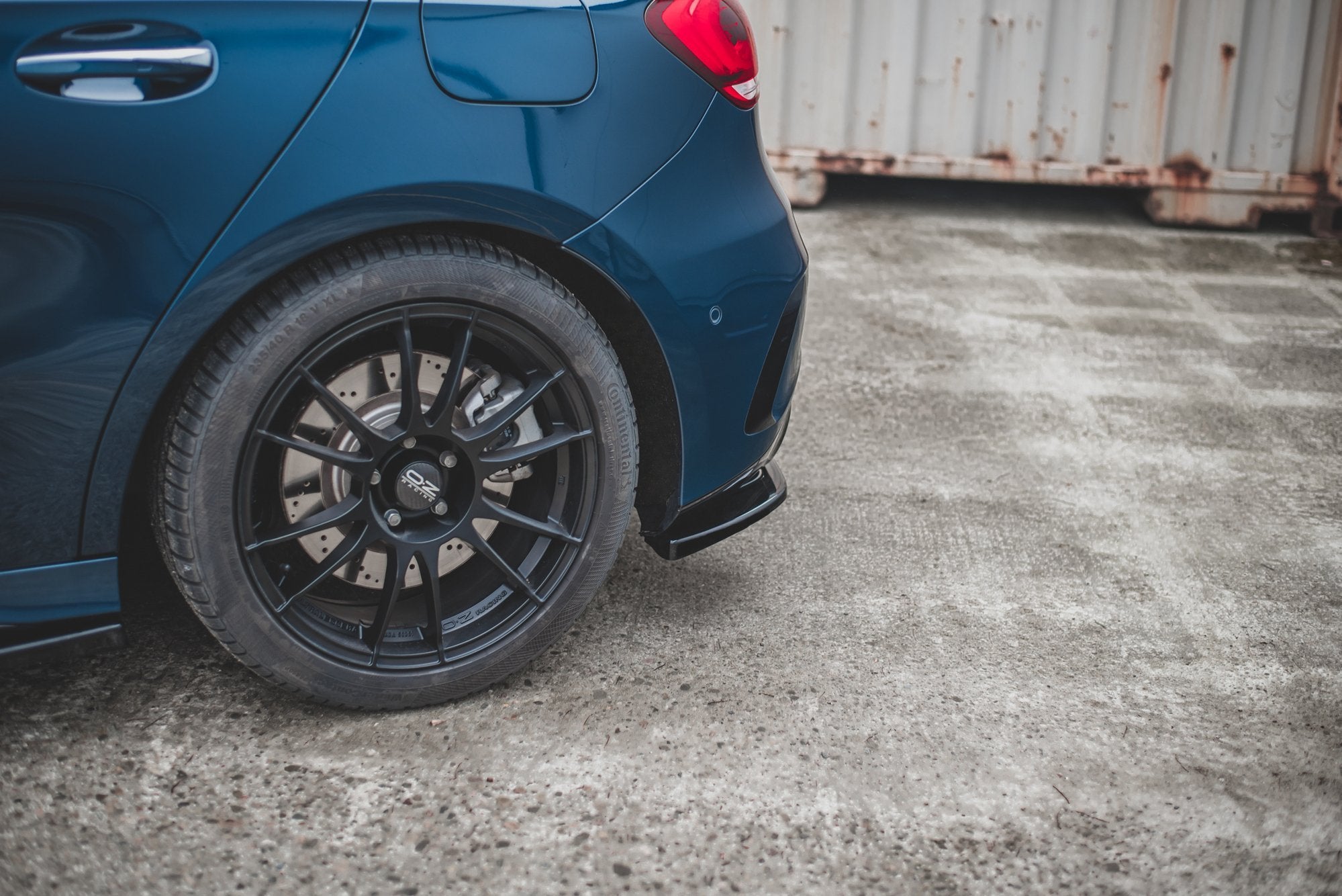 Maxton Design Heck Ansatz Flaps Diffusor passend für Mercedes A35 AMG Aero Hatchback W177 schwarz Hochglanz