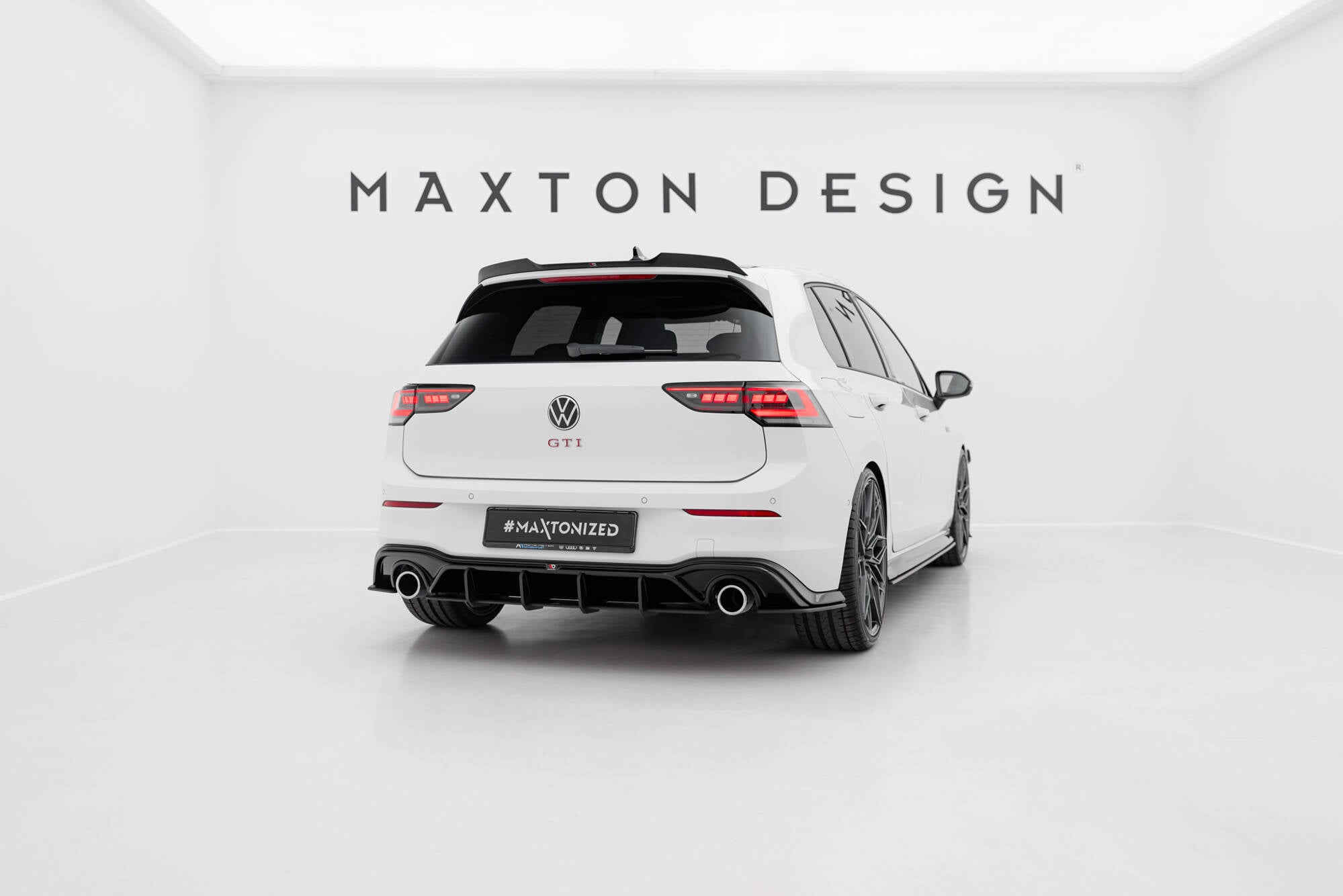 Maxton Design Street Pro Heckschürze V.5 passend für VW Golf GTI Mk8