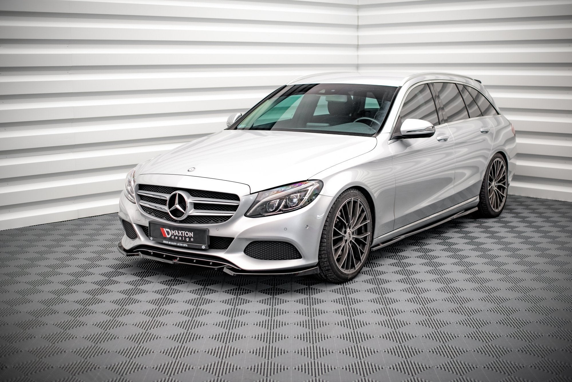 Maxton Design Street+ Spoilerlippe Front Ansatz passend für Mercedes-Benz C W205 schwarz Hochglanz