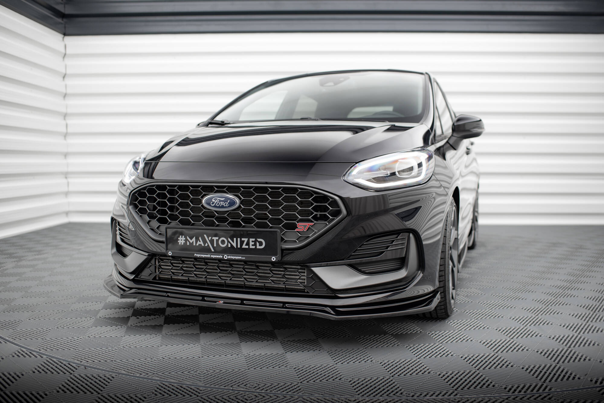 Maxton Design Street+ Spoilerlippe Front Ansatz V.4 passend für Ford Fiesta ST / ST-line Mk8 Facelift schwarz Hochglanz