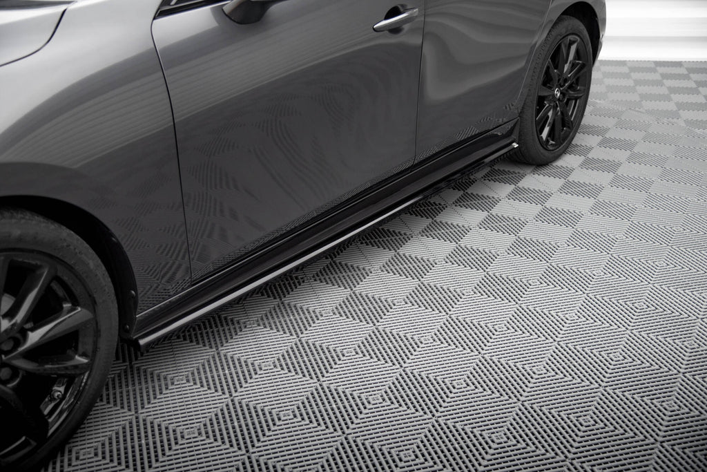 Maxton Design Street+ Seitenschweller Leisten passend für Mazda 3 Mk4 schwarz Hochglanz