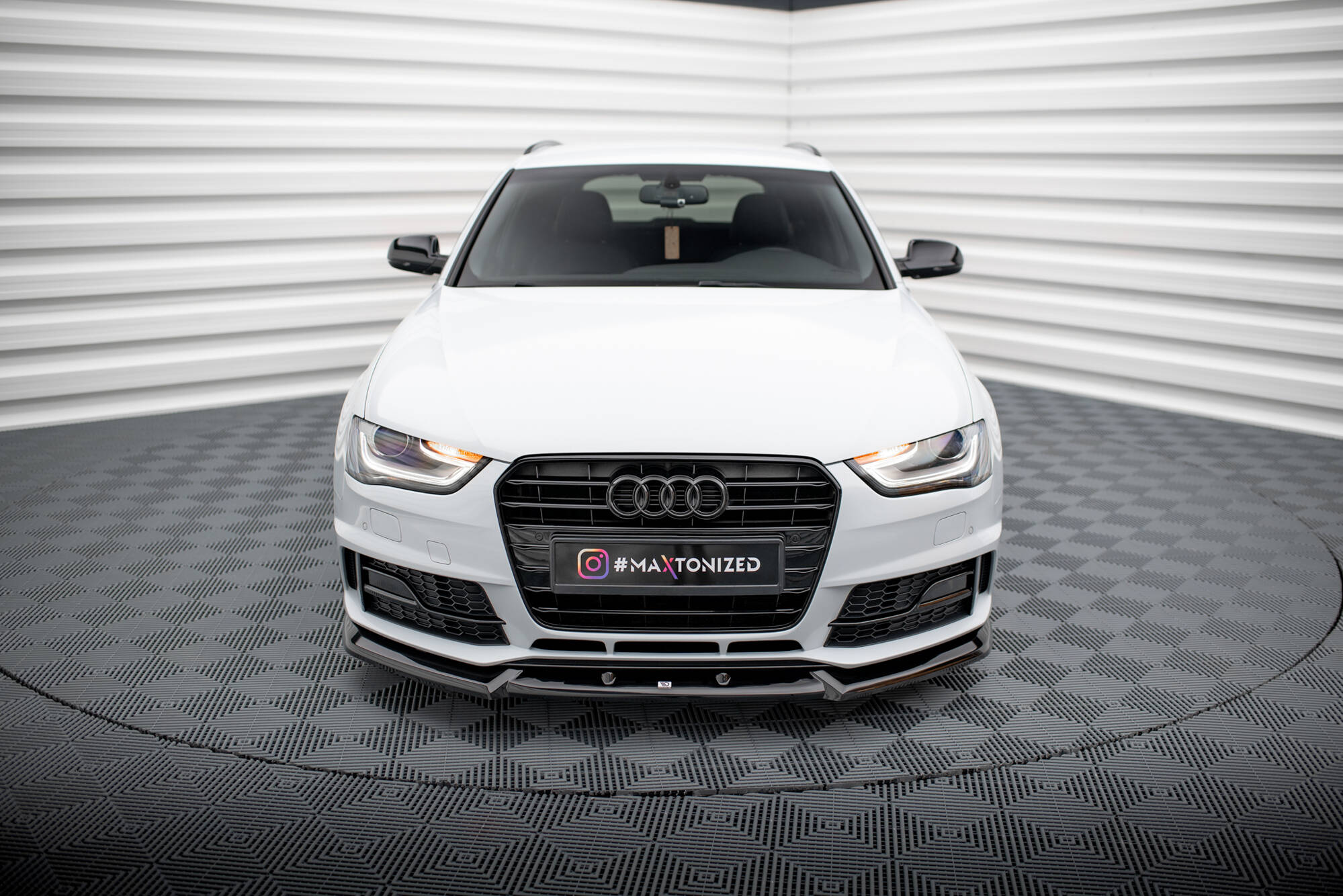 Maxton Design Street+ Spoilerlippe Front Ansatz V.1 passend für Audi A4 Competition B8 Facelift schwarz Hochglanz