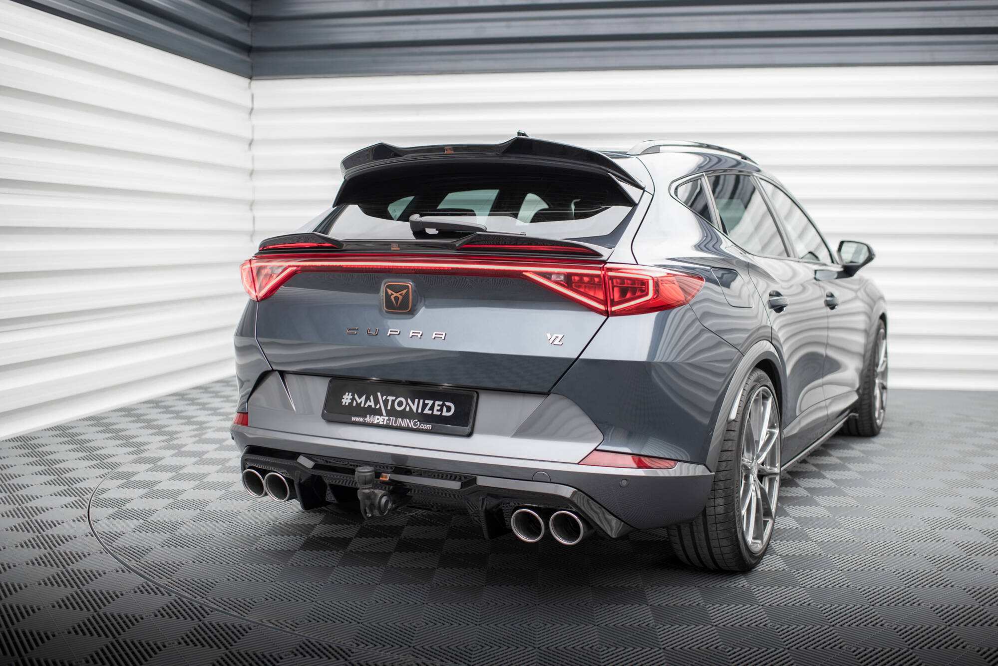 Maxton Design Diffusor Heck Ansatz + Endrohre passend für Cupra Formentor Mk1 Facelift