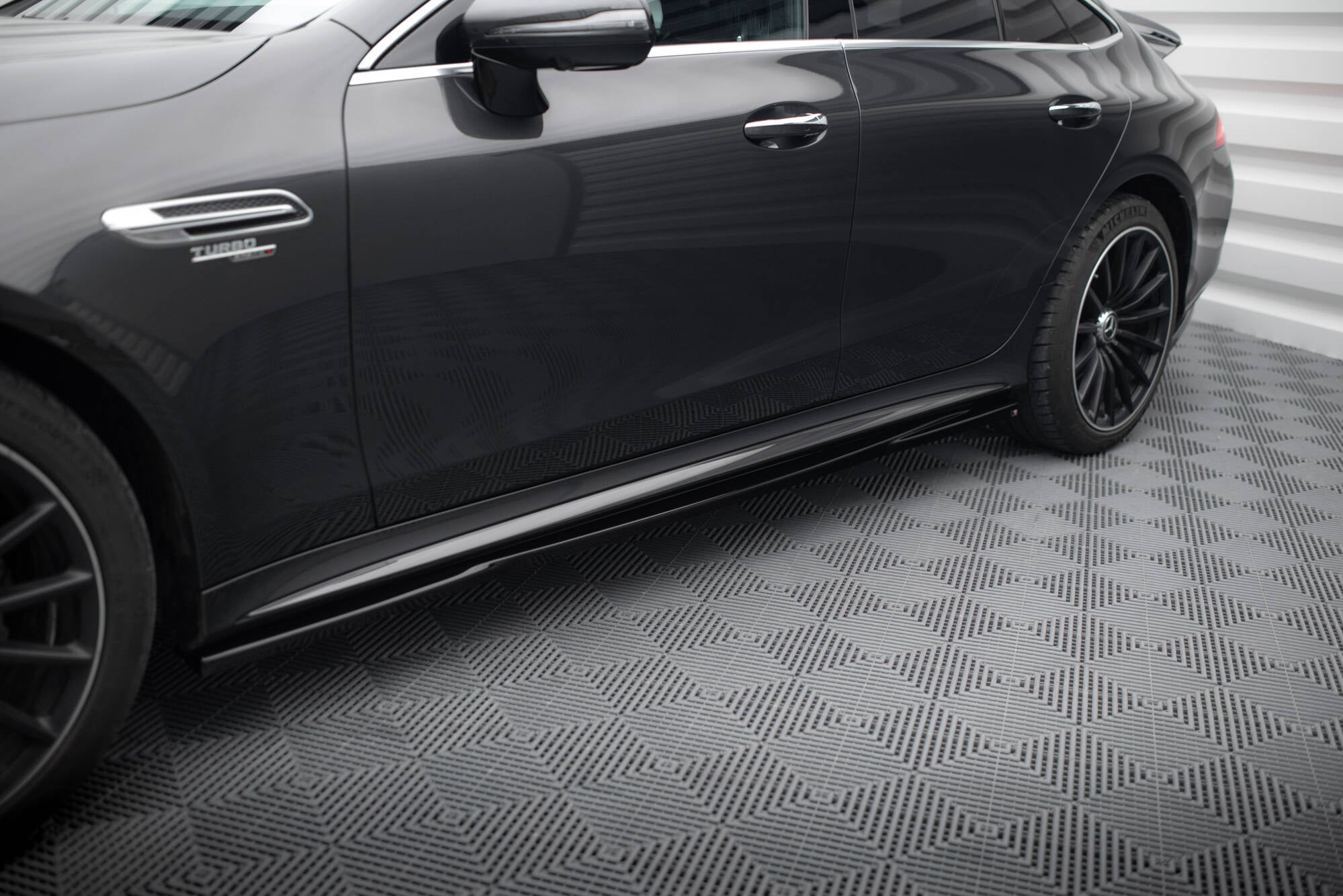 Maxton Design Street+ Seitenschweller Leisten passend für Mercedes-AMG GT 53 4-Door Coupe X290 schwarz Hochglanz