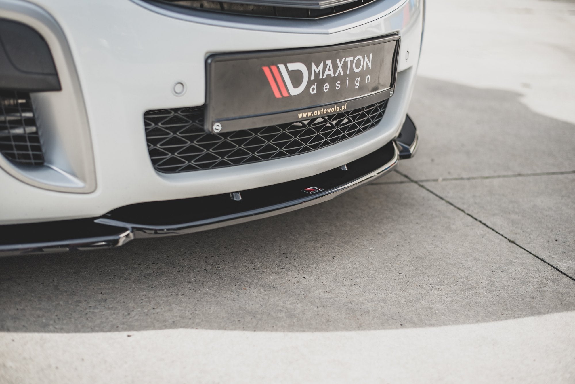 Maxton Design Street+ Spoilerlippe Front Ansatz V.2 passend für Opel Insignia Mk. 1 OPC Facelift schwarz Hochglanz