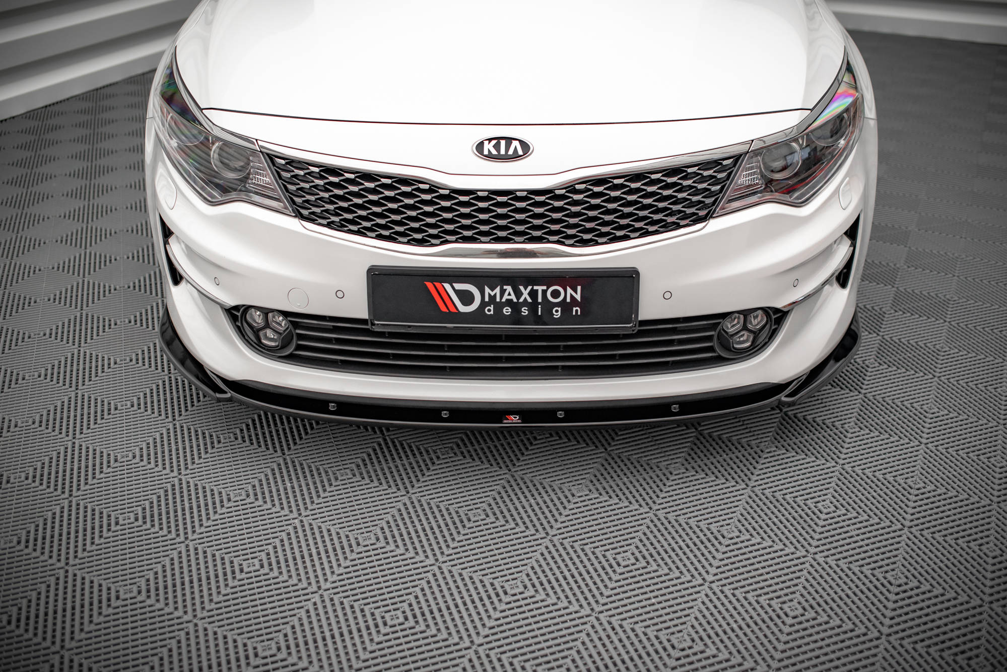 Maxton Design Street+ Spoilerlippe Front Ansatz V.2 passend für Kia Optima Mk4 schwarz Hochglanz