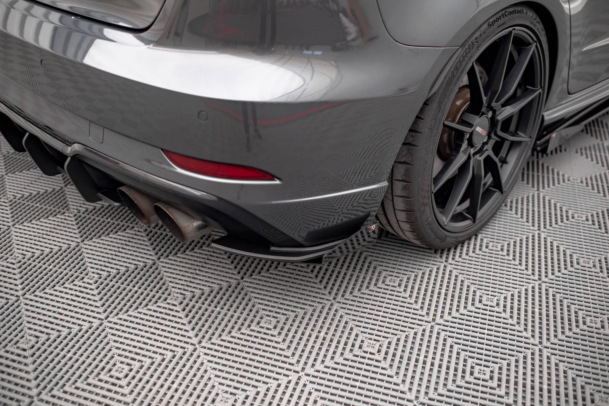 Maxton Design Street Pro Heck Ansatz Flaps Diffusor + Flaps passend für Audi S3 Sportback 8V Facelift schwarz Hochglanz