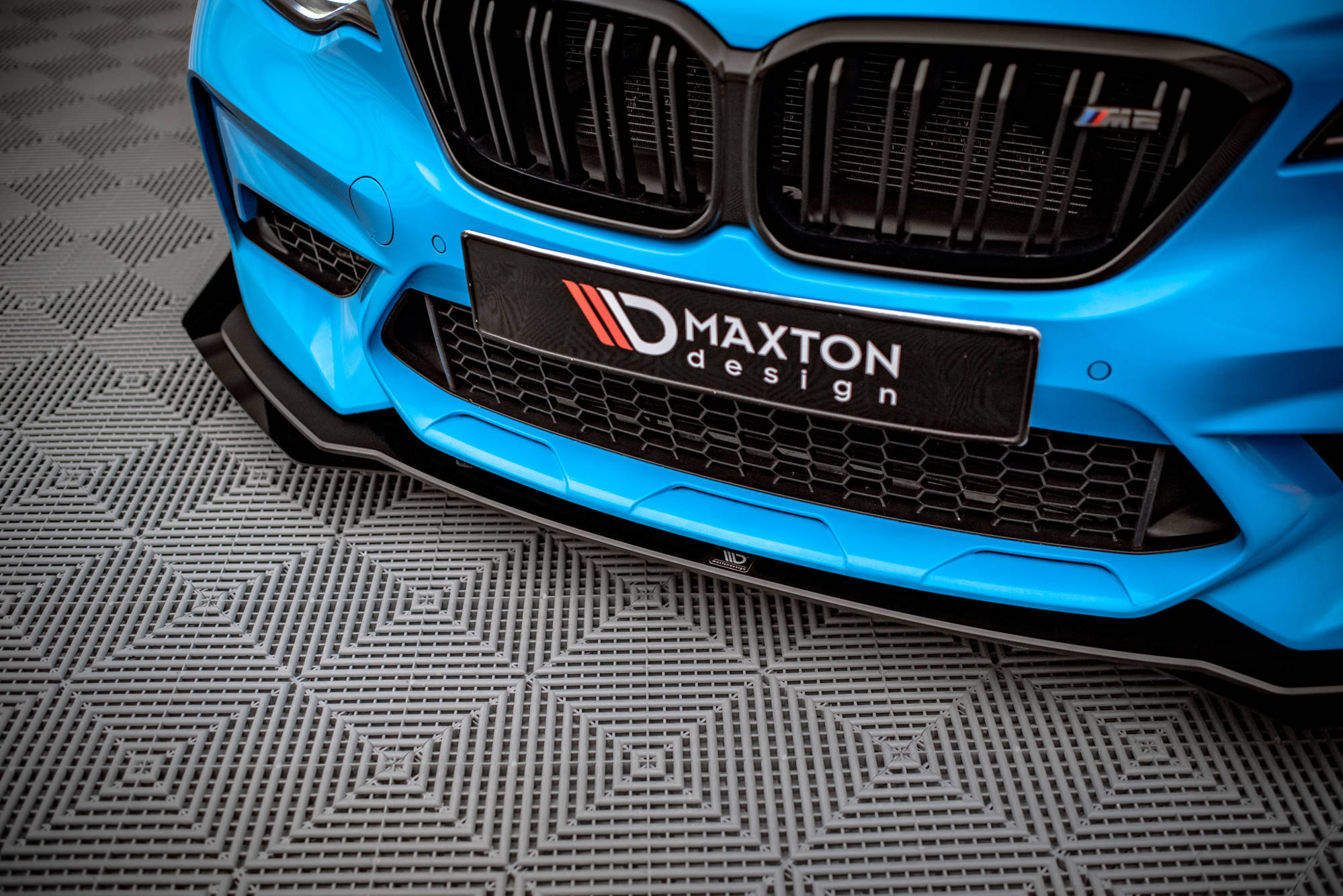 Maxton Design Street Pro Street+ Spoilerlippe Front Ansatz passend für + Flaps passend für V.1 + Flaps BMW M2 Competition F87 schwarz Hochglanz