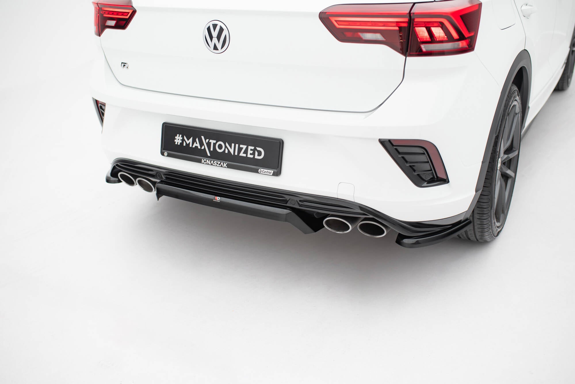 Maxton Design Mittlerer Diffusor Heck Ansatz DTM Look passend für VW T-Roc R Mk1 schwarz Hochglanz