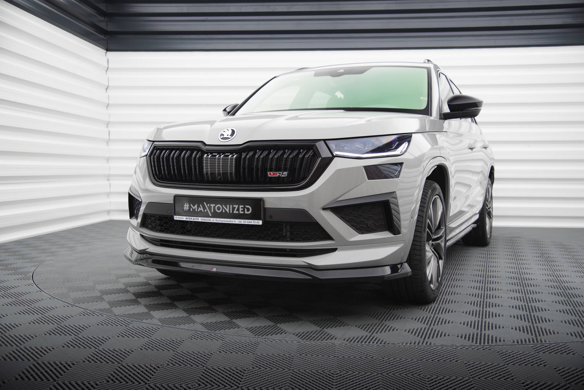 Maxton Design Street+ Spoilerlippe Front Ansatz V.2 passend für Skoda Kodiaq RS Mk1 Facelift schwarz Hochglanz