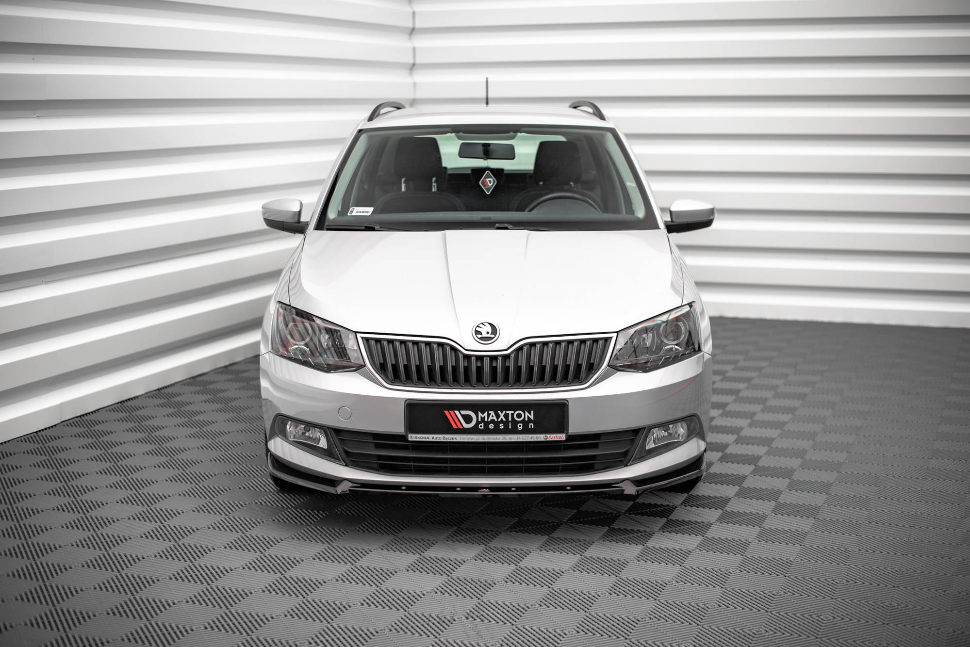 Maxton Design Street+ Spoilerlippe Front Ansatz V.1 passend für Skoda Fabia Mk3 schwarz Hochglanz