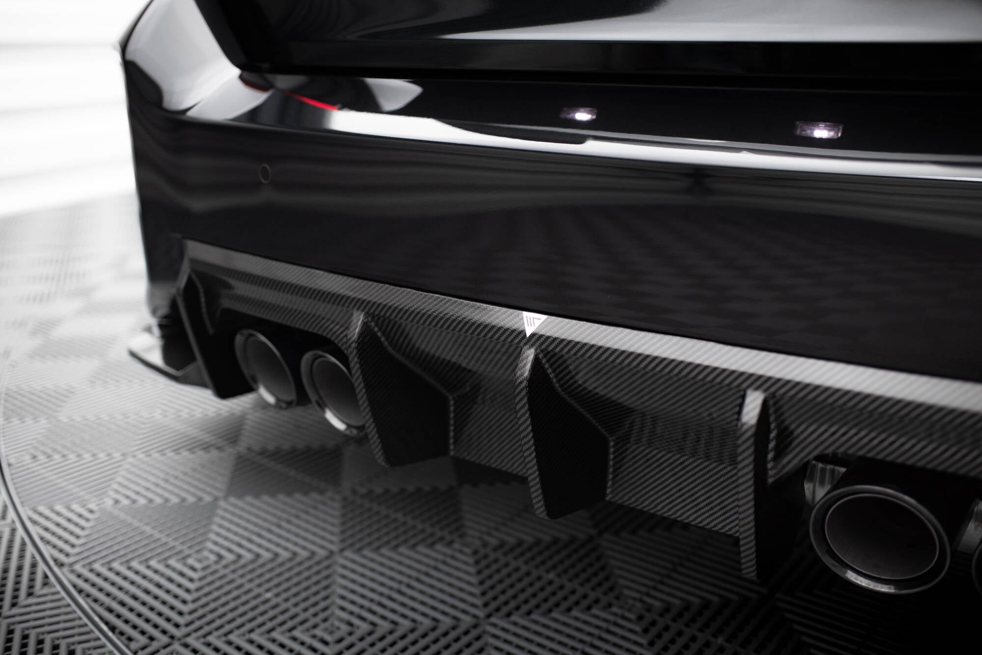 Maxton Design Prepreg Carbon Fiber Diffusor Heck Ansatz passend für BMW M2 G87