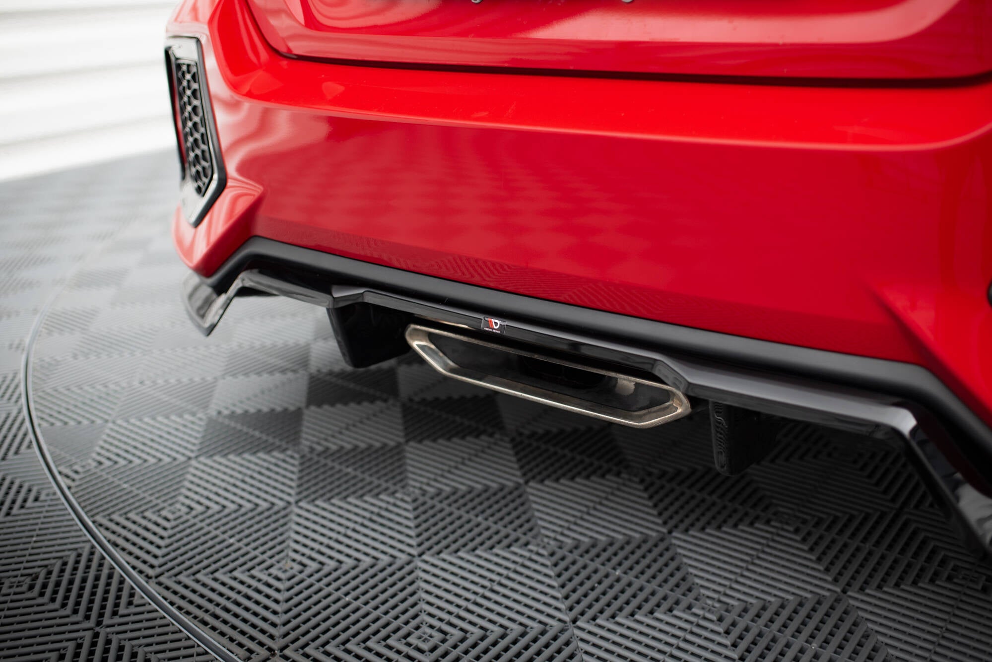 Maxton Design Street+ Mittlerer Diffusor RACE passend für Honda Civic SI Mk10 schwarz Hochglanz