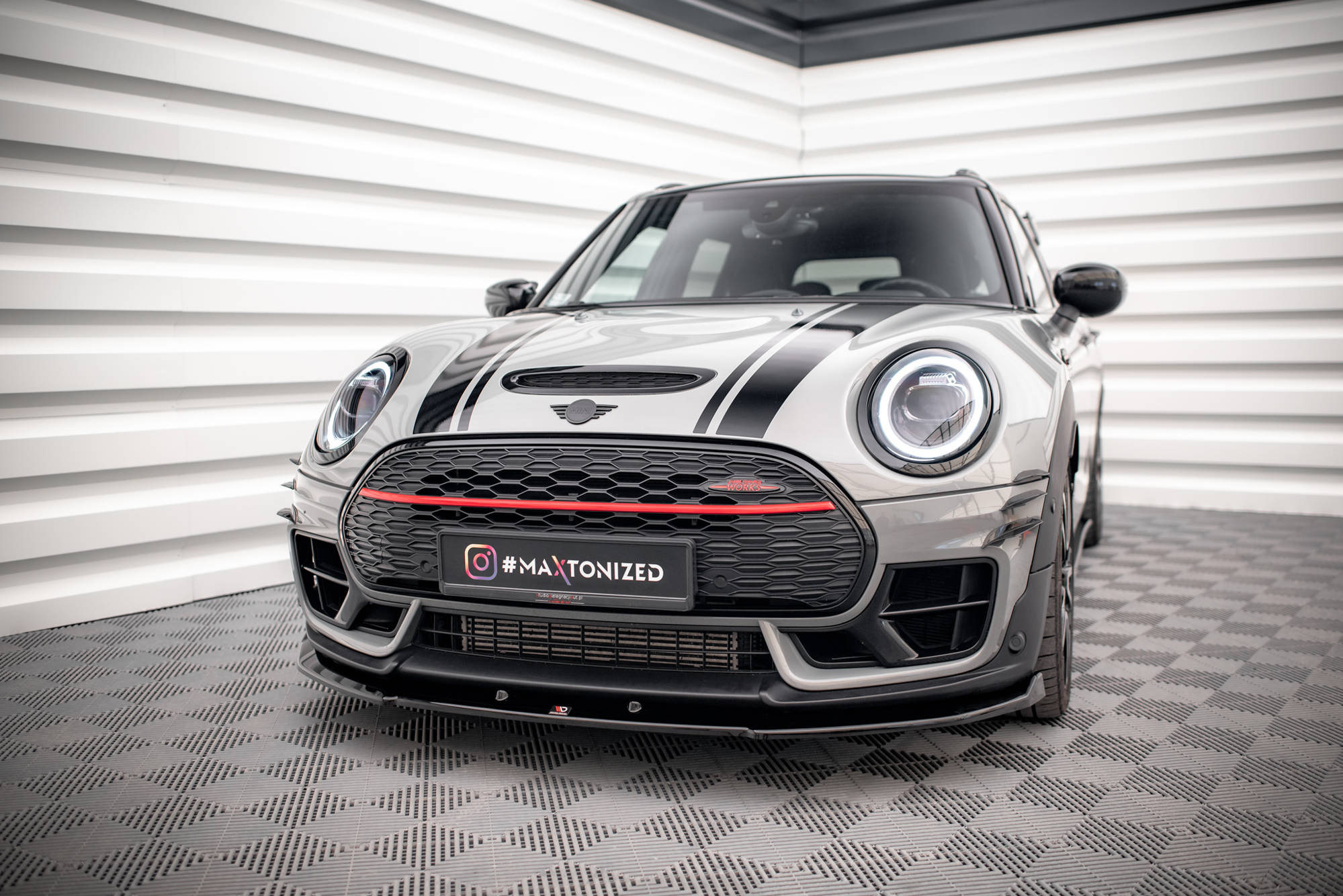 Maxton Design Street+ Spoilerlippe Front Ansatz V.3 passend für Mini Cooper Clubman John Cooper Works F54 Facelift schwarz Hochglanz