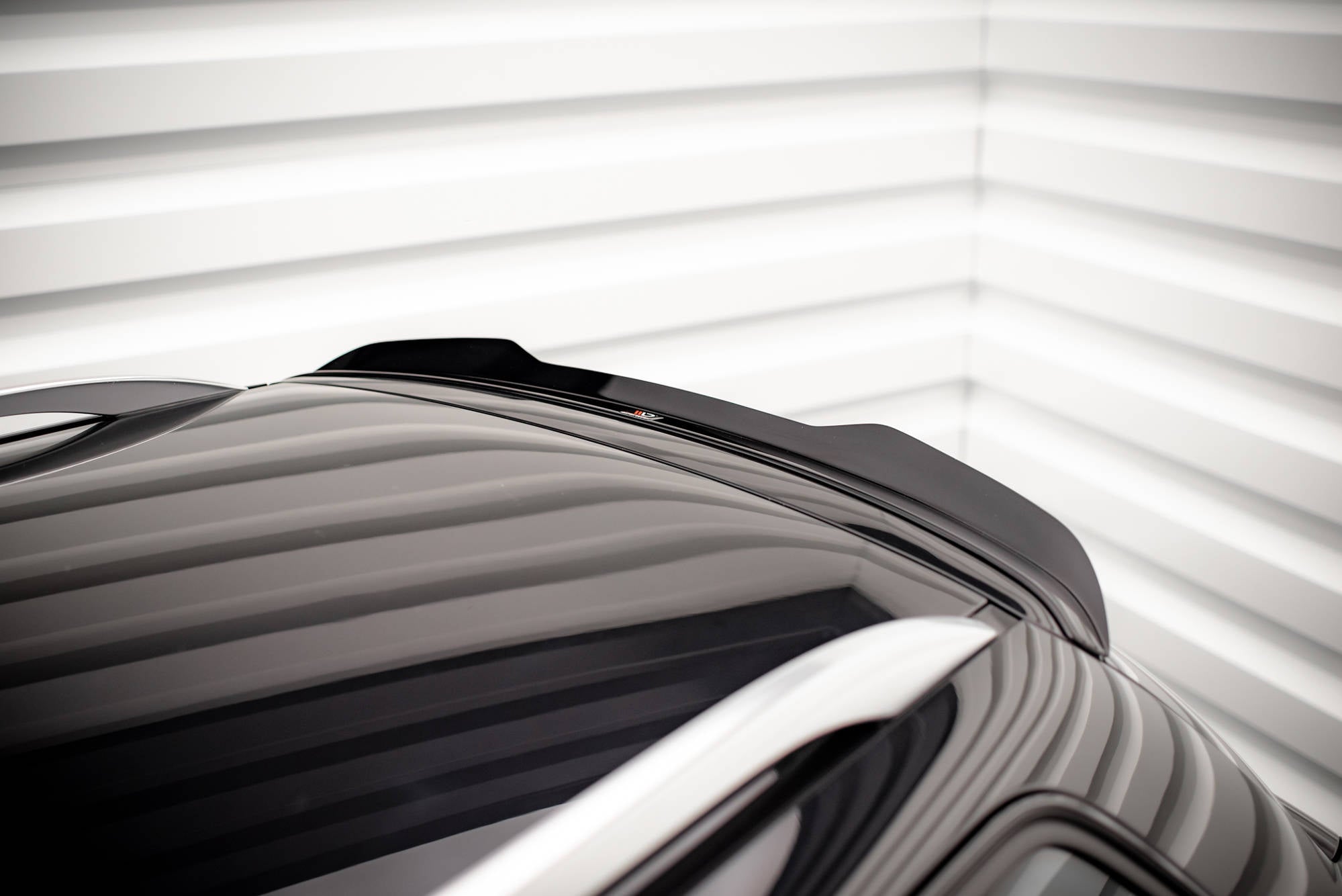 Maxton Design Spoiler CAP passend für Seat Exeo ST schwarz Hochglanz