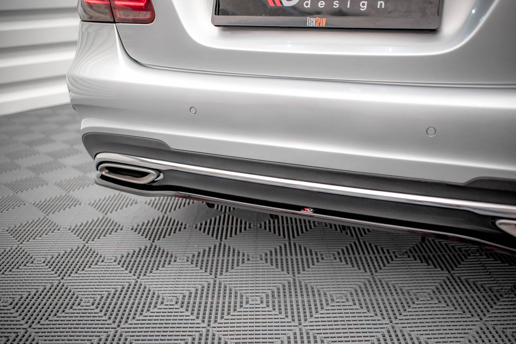 Maxton Design Street+ Mittlerer Diffusor RACE passend für Mercedes-Benz E AMG-Line Limousine W212 Facelift schwarz Hochglanz