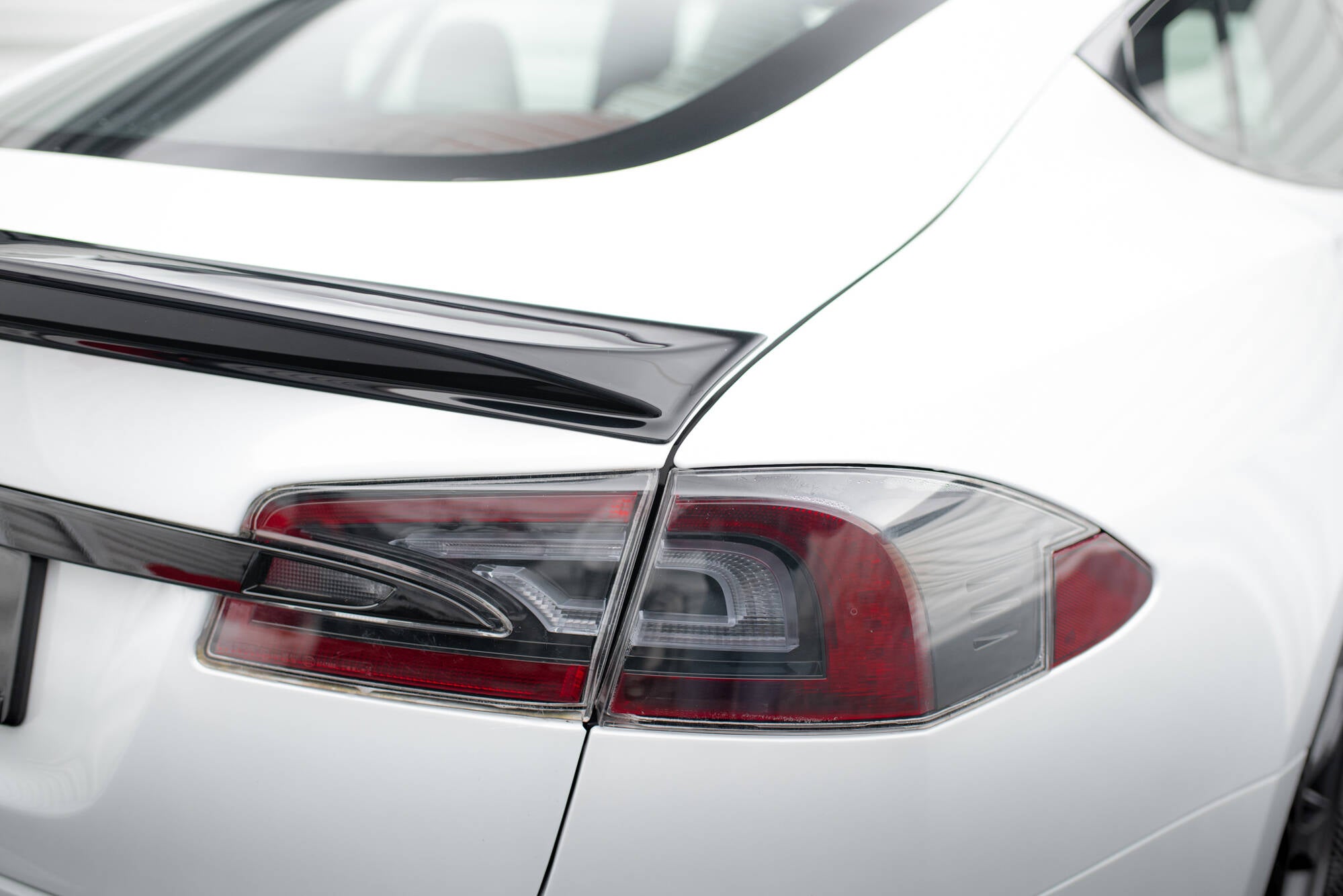 Maxton Design Spoiler CAP 3D passend für Tesla Model S Plaid Mk1 Facelift schwarz Hochglanz