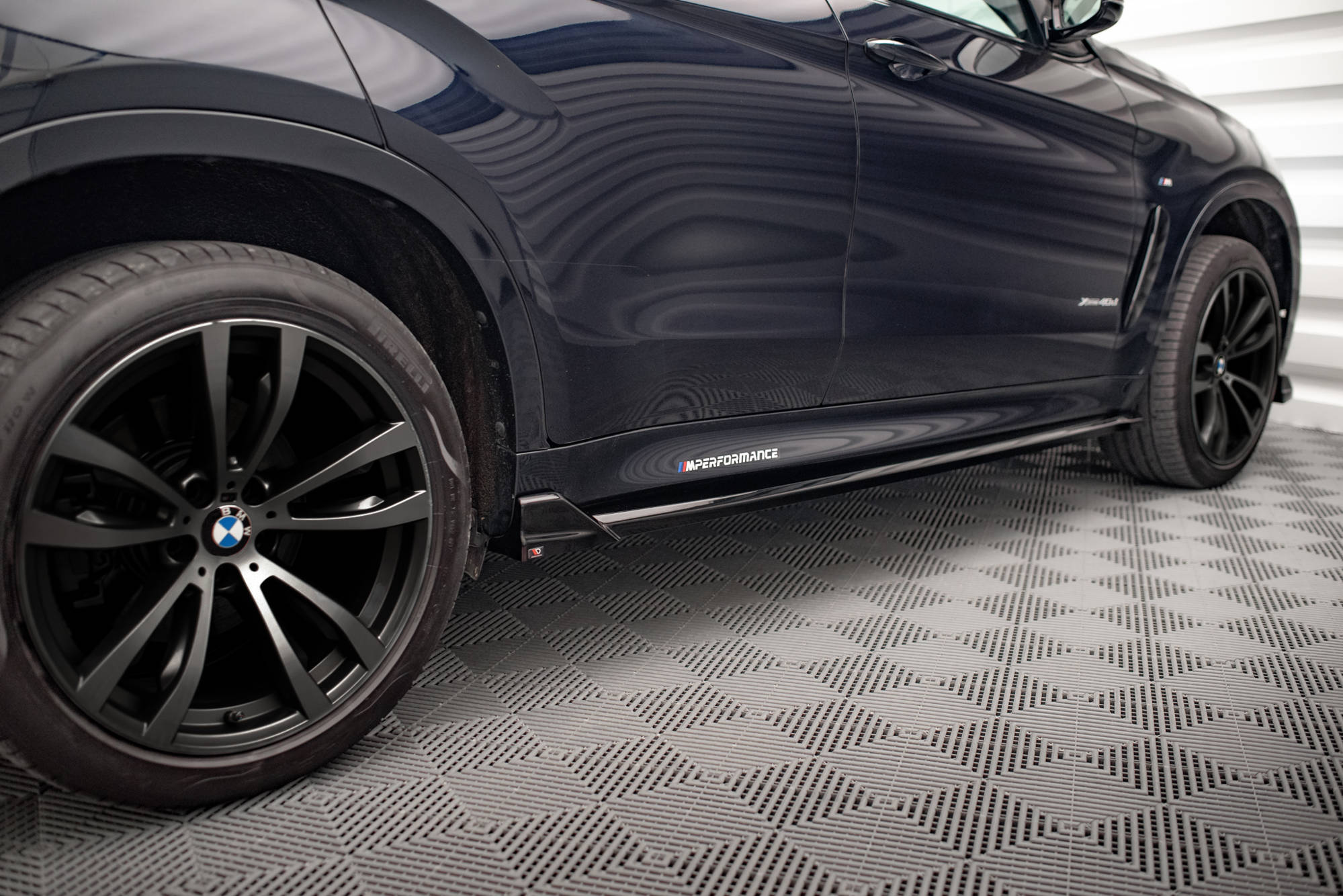 Maxton Design Seitenschweller Ansatz für V.2 für BMW X6 M-Paket F16 Carbon Look