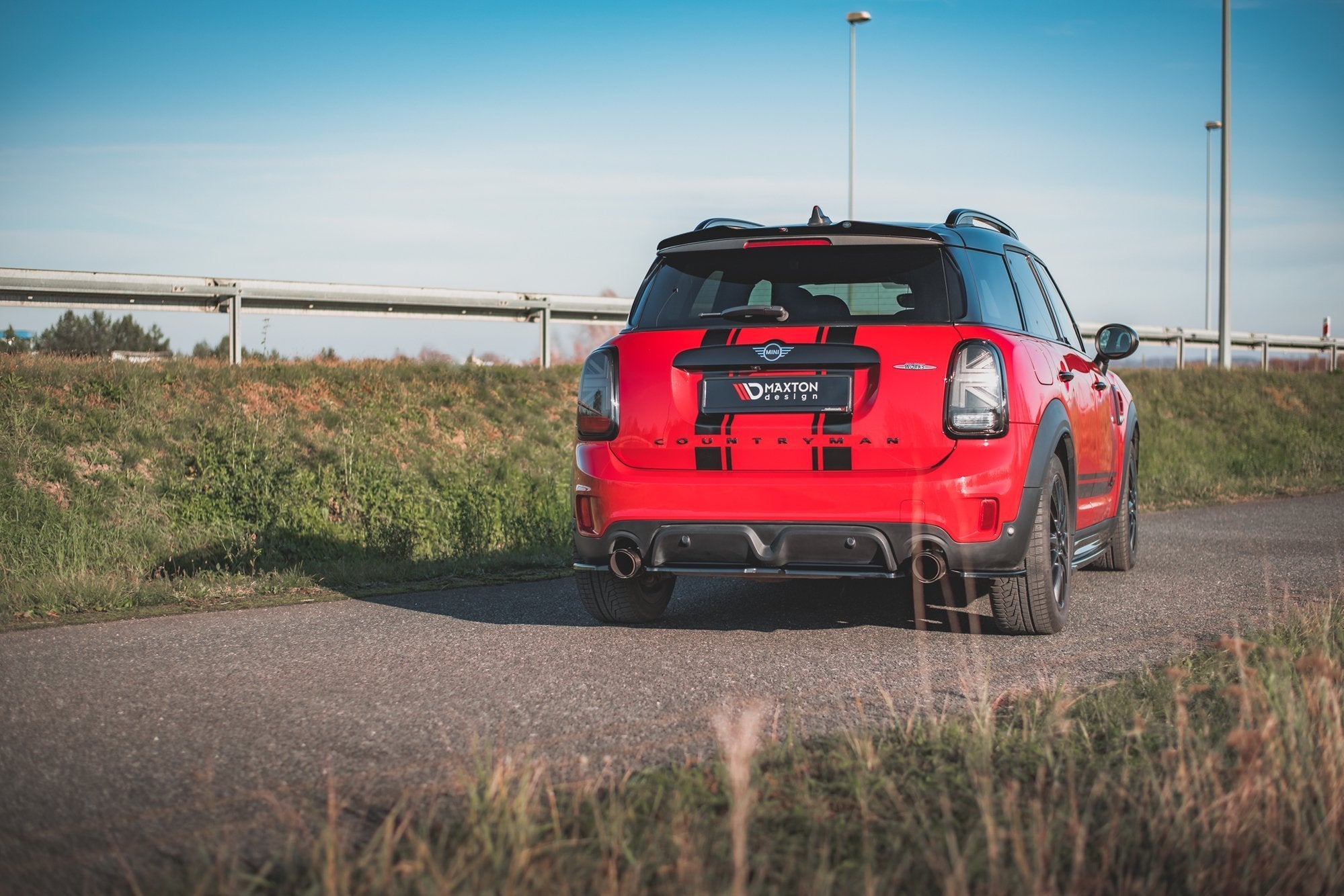 Maxton Design Heckansatz Mini Countryman Mk2 F60 JCW schwarz Hochglanz für Mini Countryman F60
